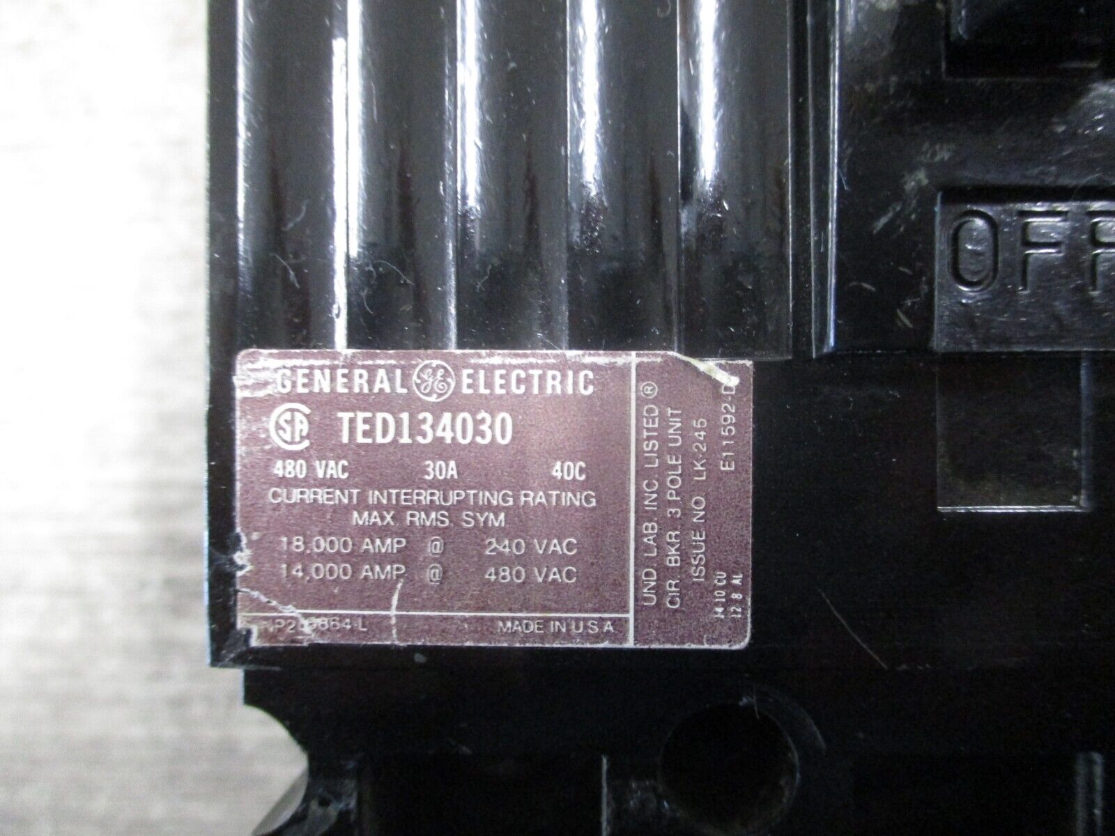 GE Circuit Breaker TED134030 480V 30A 3P Used