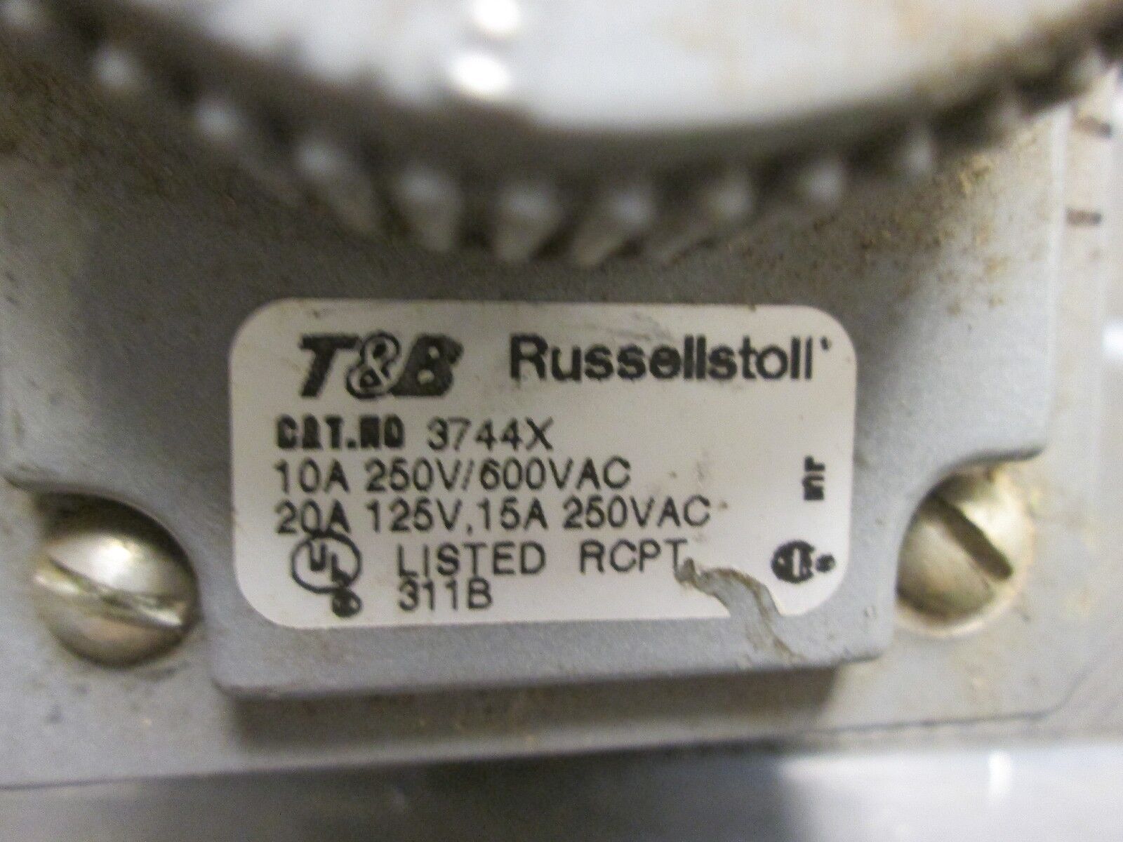 Russellstoll  Receptacle  3744X  10A @ 600V  20A @ 250V