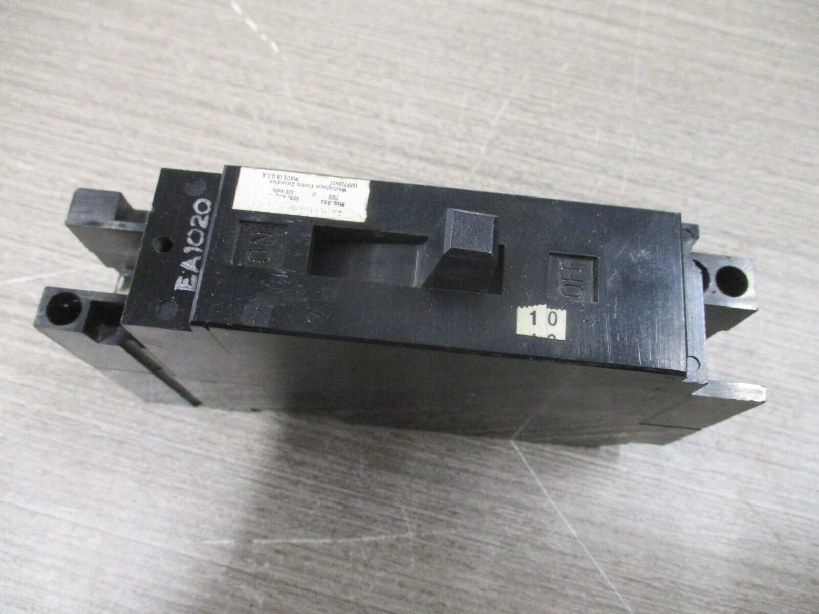 Westinghouse Circuit Breaker EA1020 20A 120V 1P Used