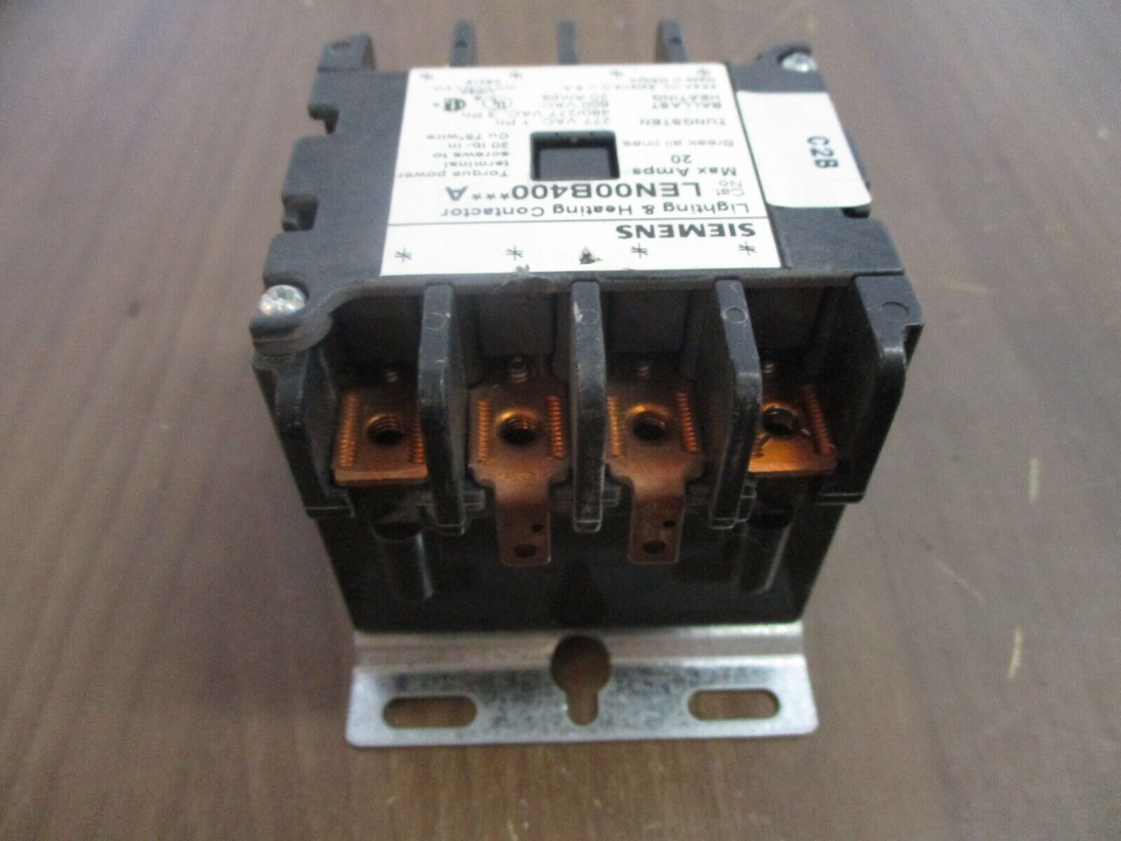 Siemens Lighting & Heating Contactor LEN00B400***A 120V Coil 20A 600V Used