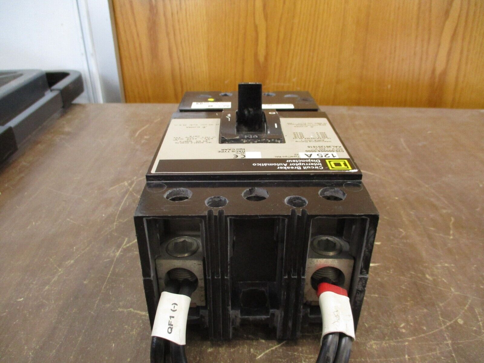 Square D Circuit Breaker KAL261251616 125A 600V 3P Used