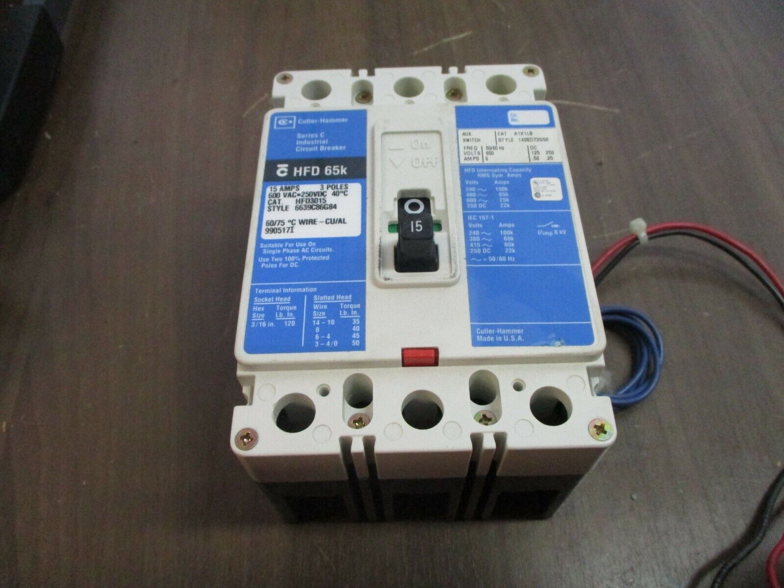 Cutler-Hammer HFD 65K Circuit Breaker w/ Aux HFD3015 15A 600V 3P Used