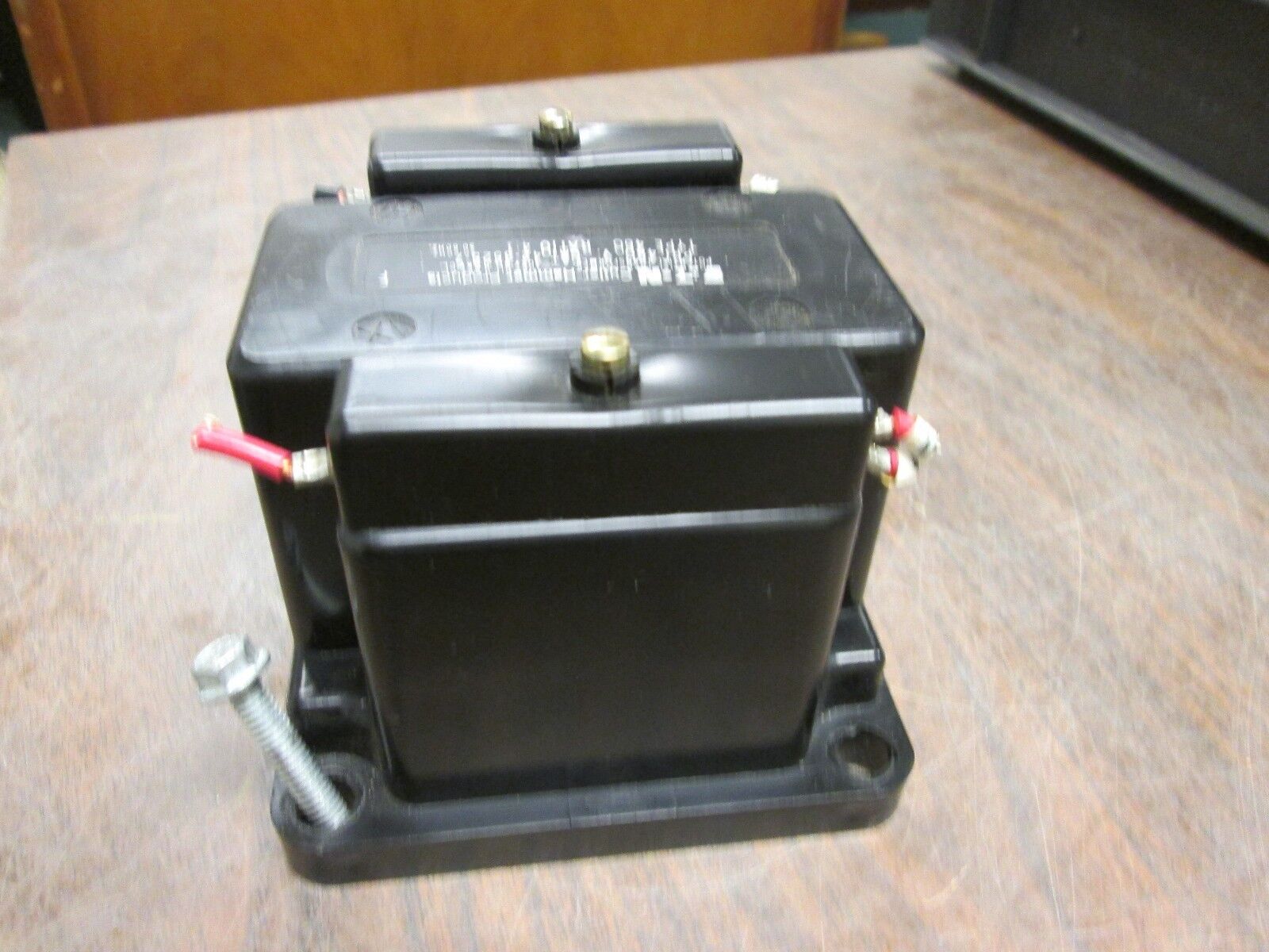 Cutler-Hammer Potential Transformer 42-3525-7 Pri 480 Ratio 4:1 Used