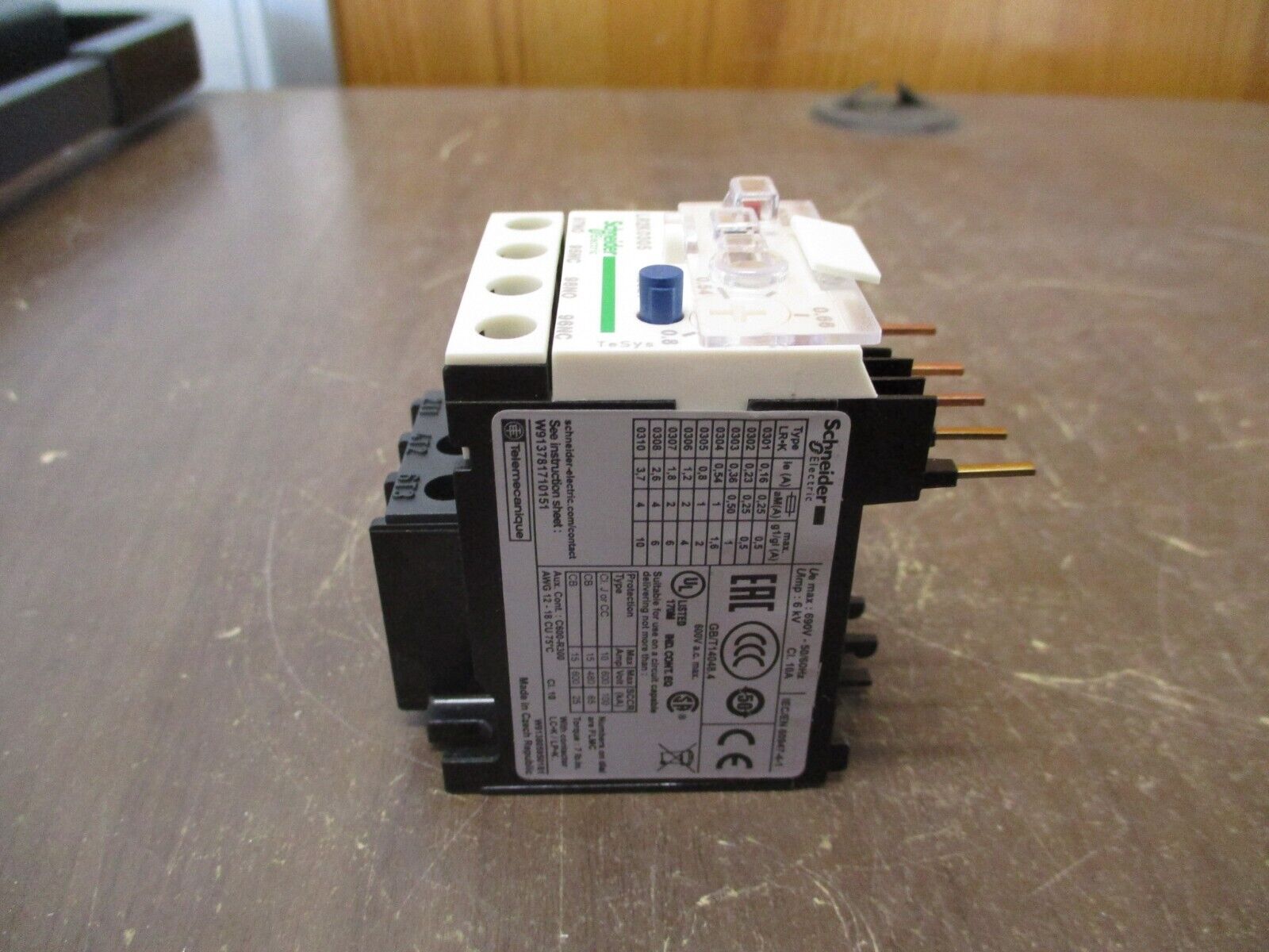 Schneider Electric Solid State Overload LR2 K0305 Trip: 0.54-0.8A New Surplus