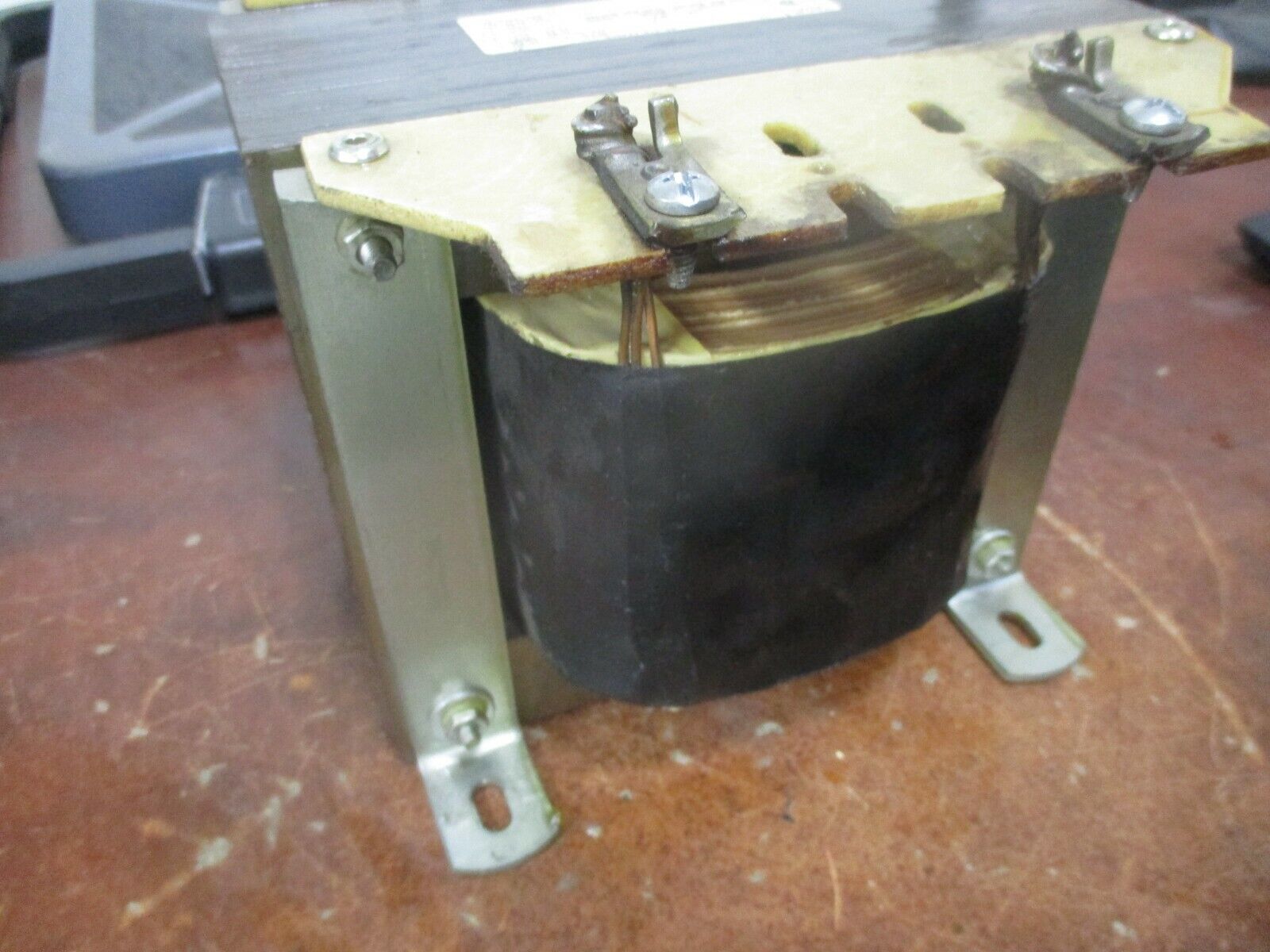 Square D Control Transformer 9070 K2000D1 2.0KVA Pri: 240/480V Sec: 120V Used