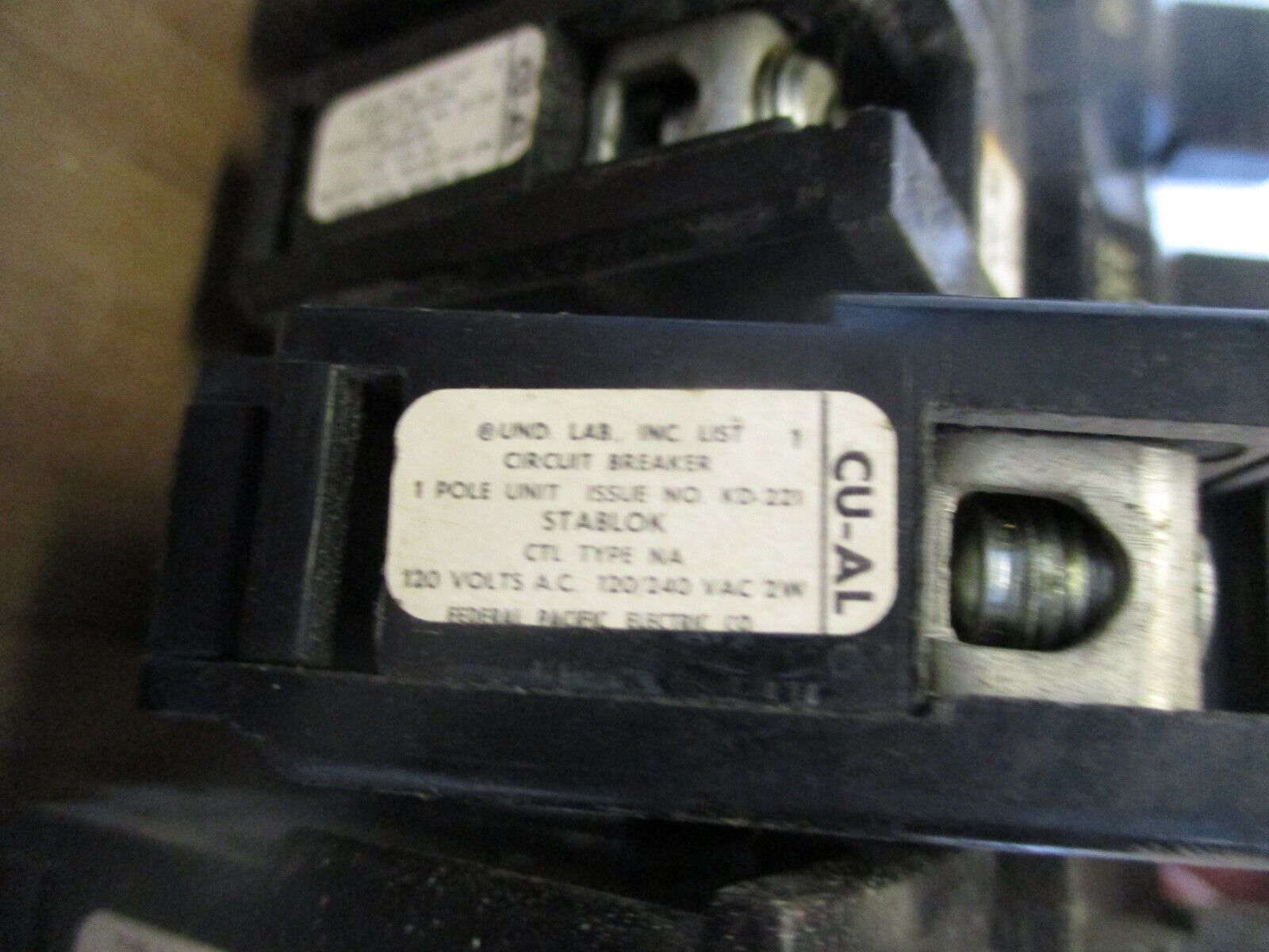 FPE Stablok Clip-On Circuit Breaker NA20 20A 120/240V 1P *Lot of 4* Used