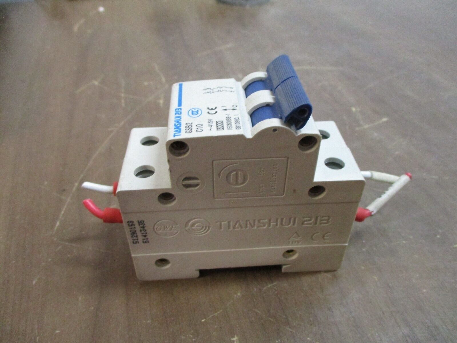 Tianshui 213 Circuit Breaker GSB2 C10 10A 415V 2P Used