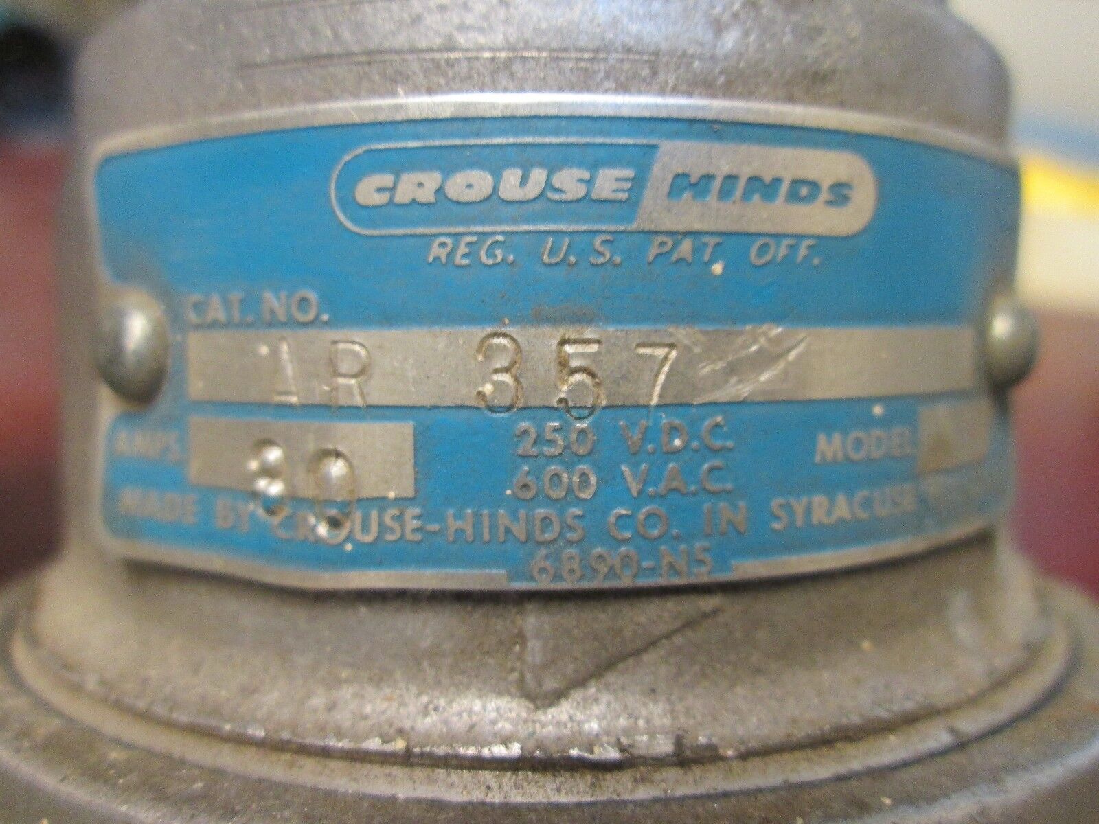 Crouse-Hinds Arktite Plug AR357 30A 600V 5W 5P Used