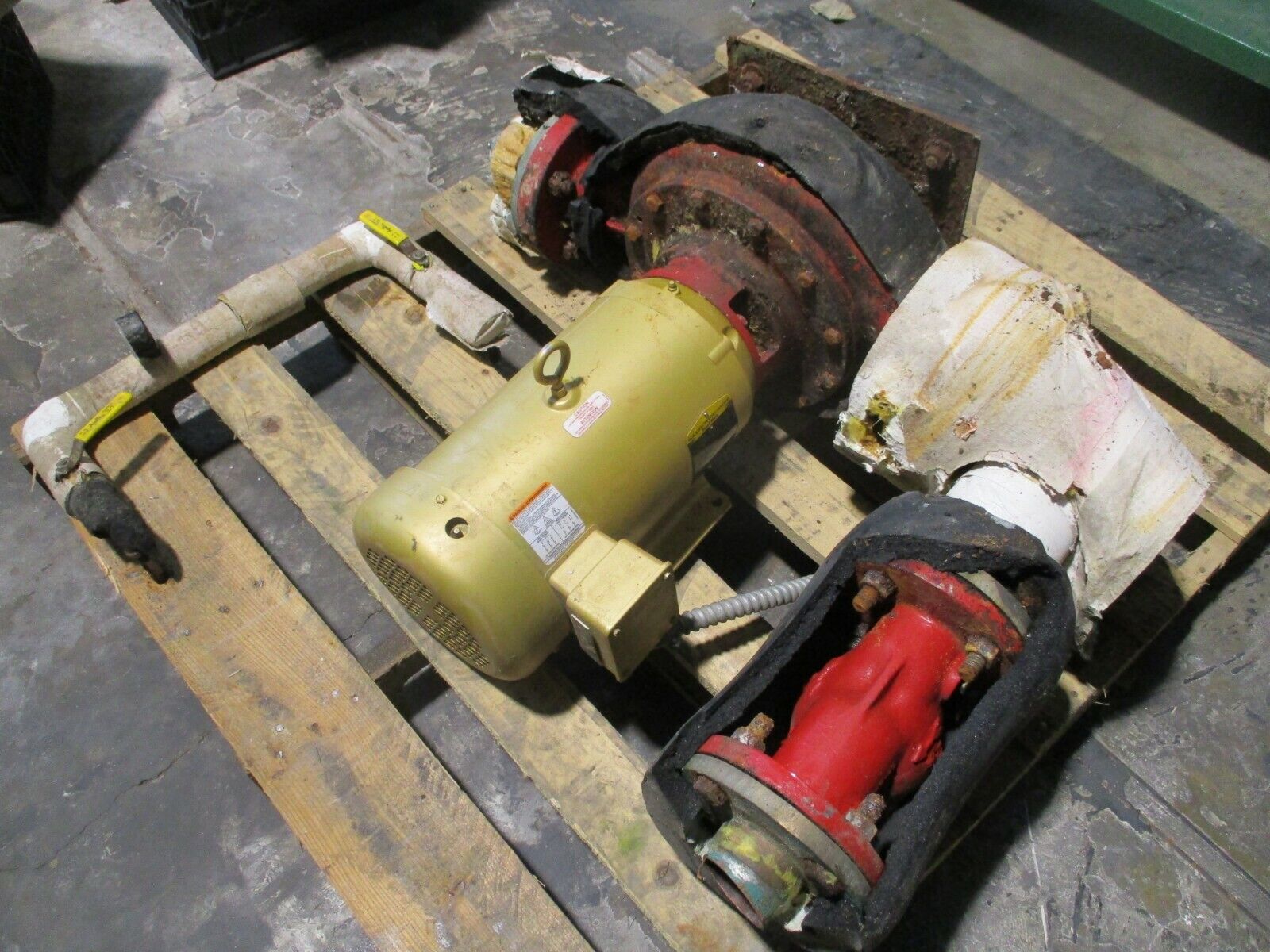 Bell & Gossett Pump 80BF8.125 2.5X9.5B 125GPM 60FT Head 1800RPM 5HP Used