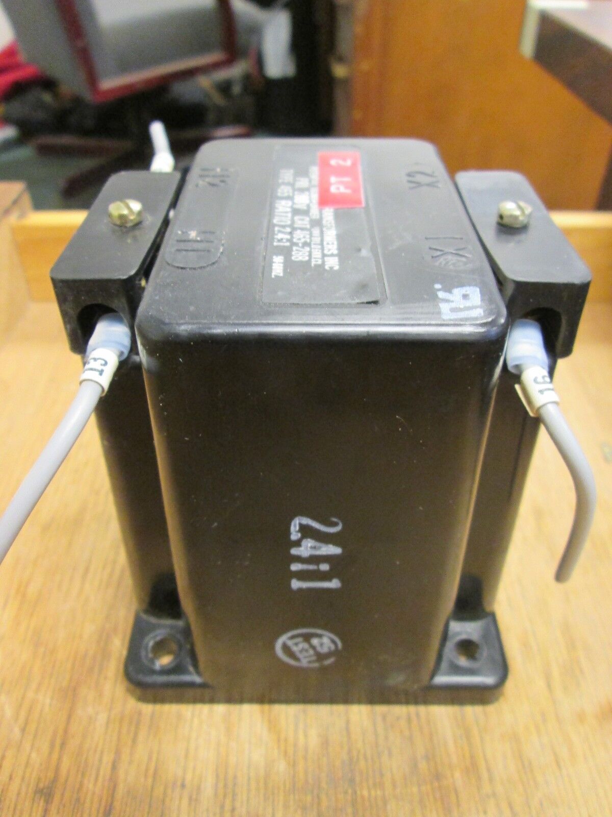 Instrument Transformers  Potential Transformer  465-288  Pri. 288V  2.4:1 Ratio