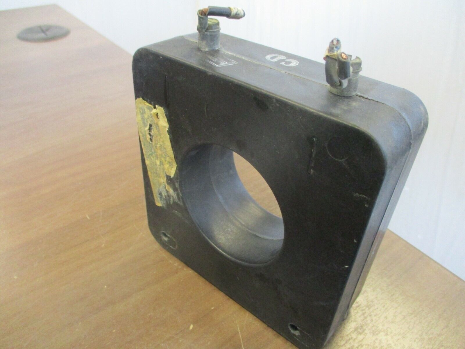 Square D Current Transformer 74R-401 Ratio 400:5A 600V 25-400Hz Used