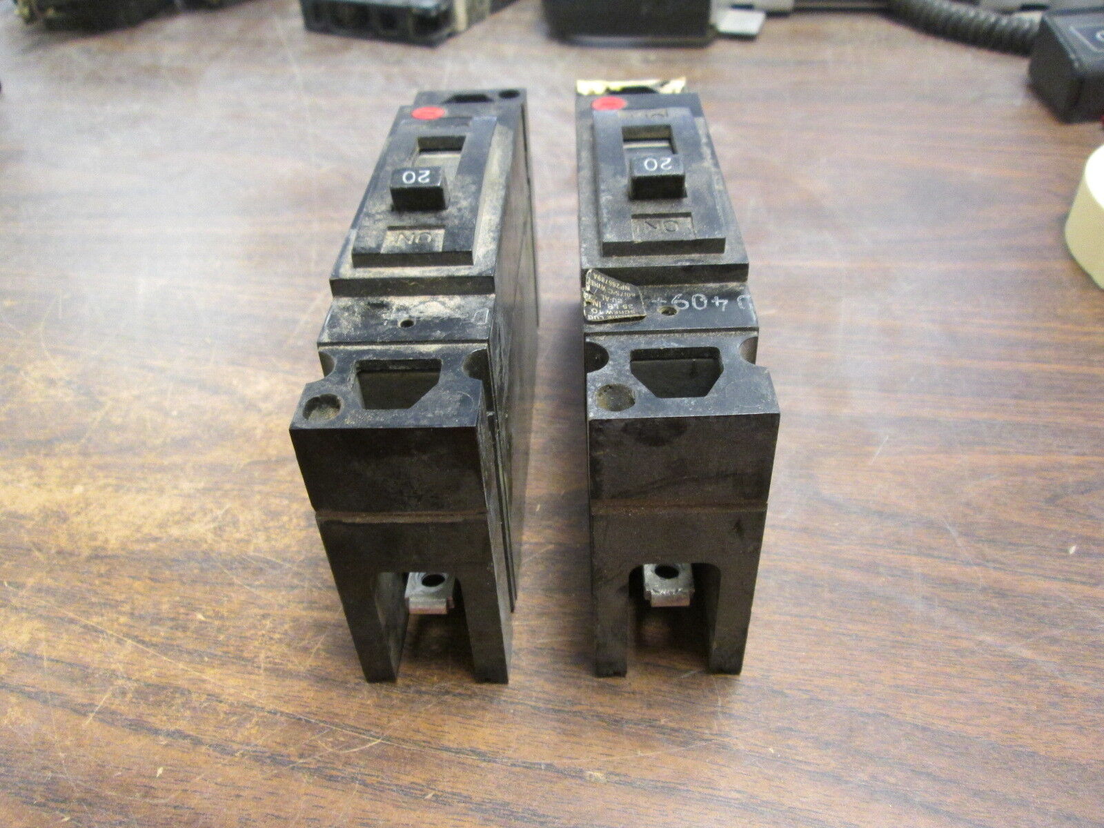 GE Circuit Breaker TED113020 20A 277V 1P *Lot of 2* Used