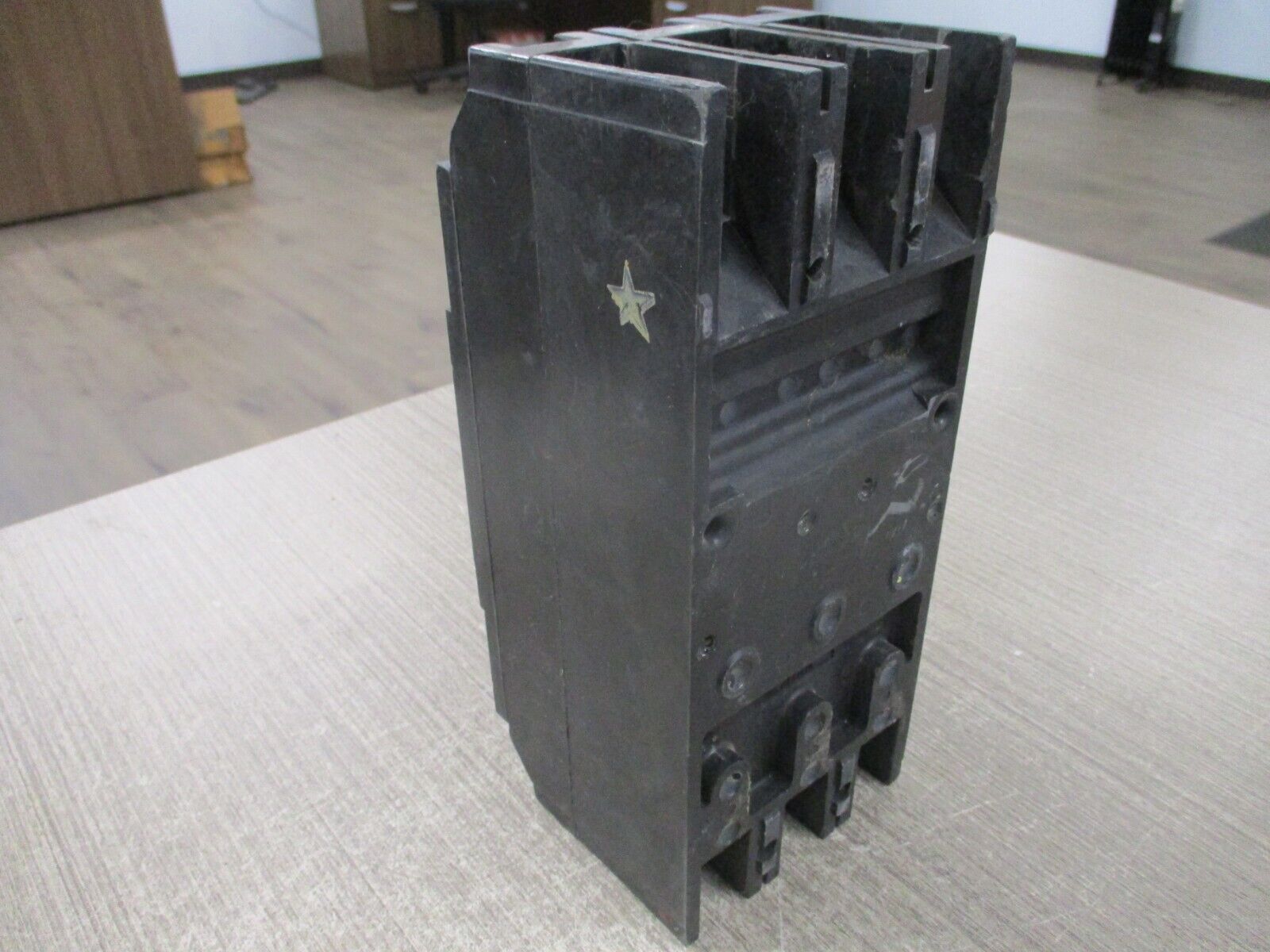 FPE CIrcuit Breaker NFJ631150 150A 480V 3P Used