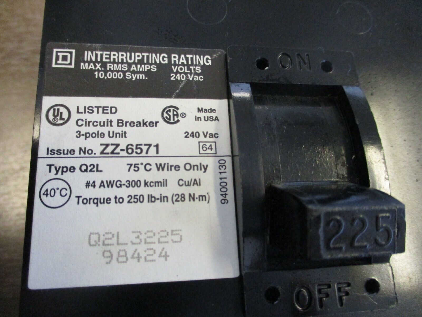 Square D Circuit Breaker Q2L3225 225A 240V 3P Used