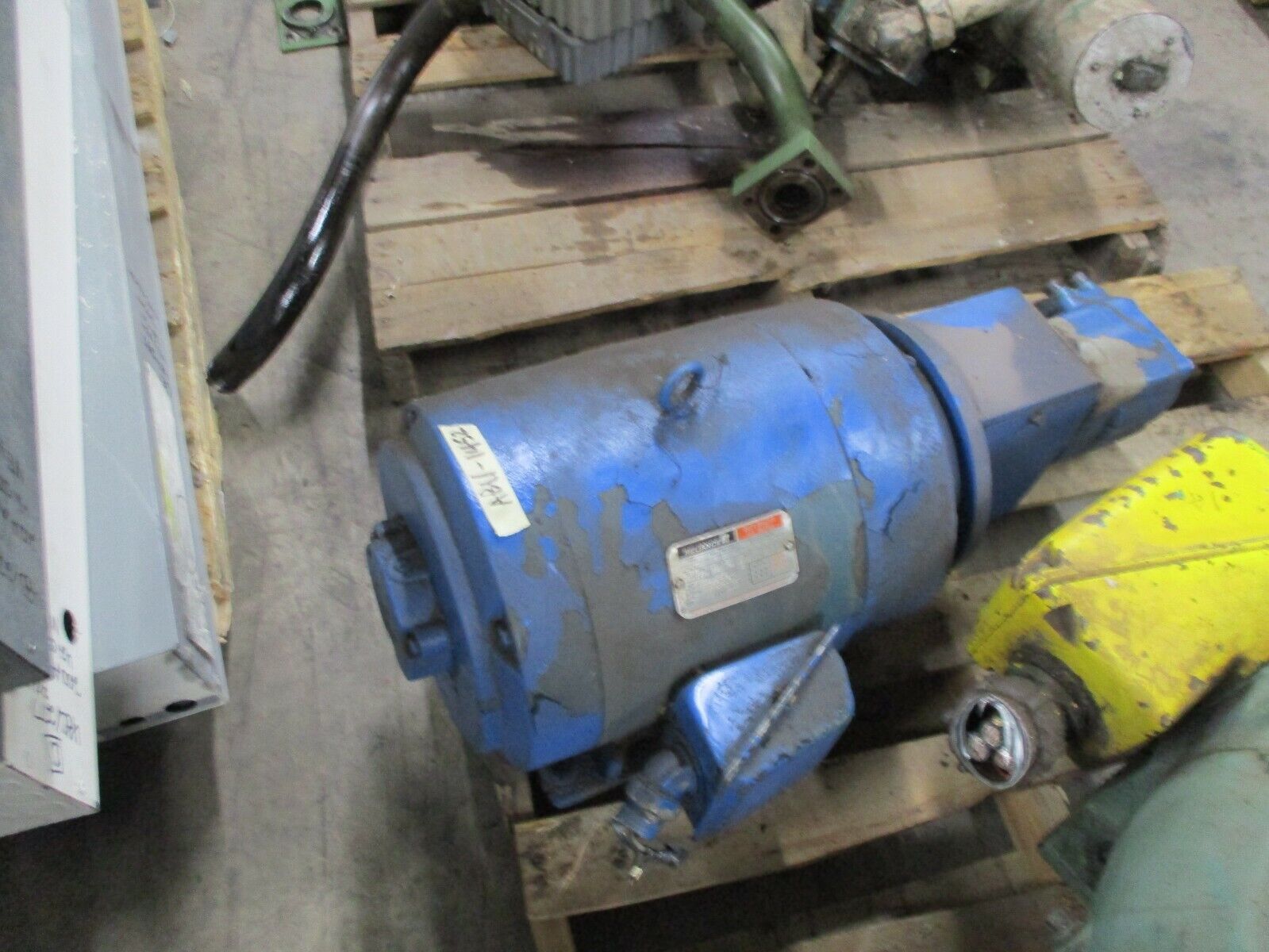 Vickers Vane Pump w/ Motor 25V 14A 10 10HP 1200RPM 230/460V 28/14A Used