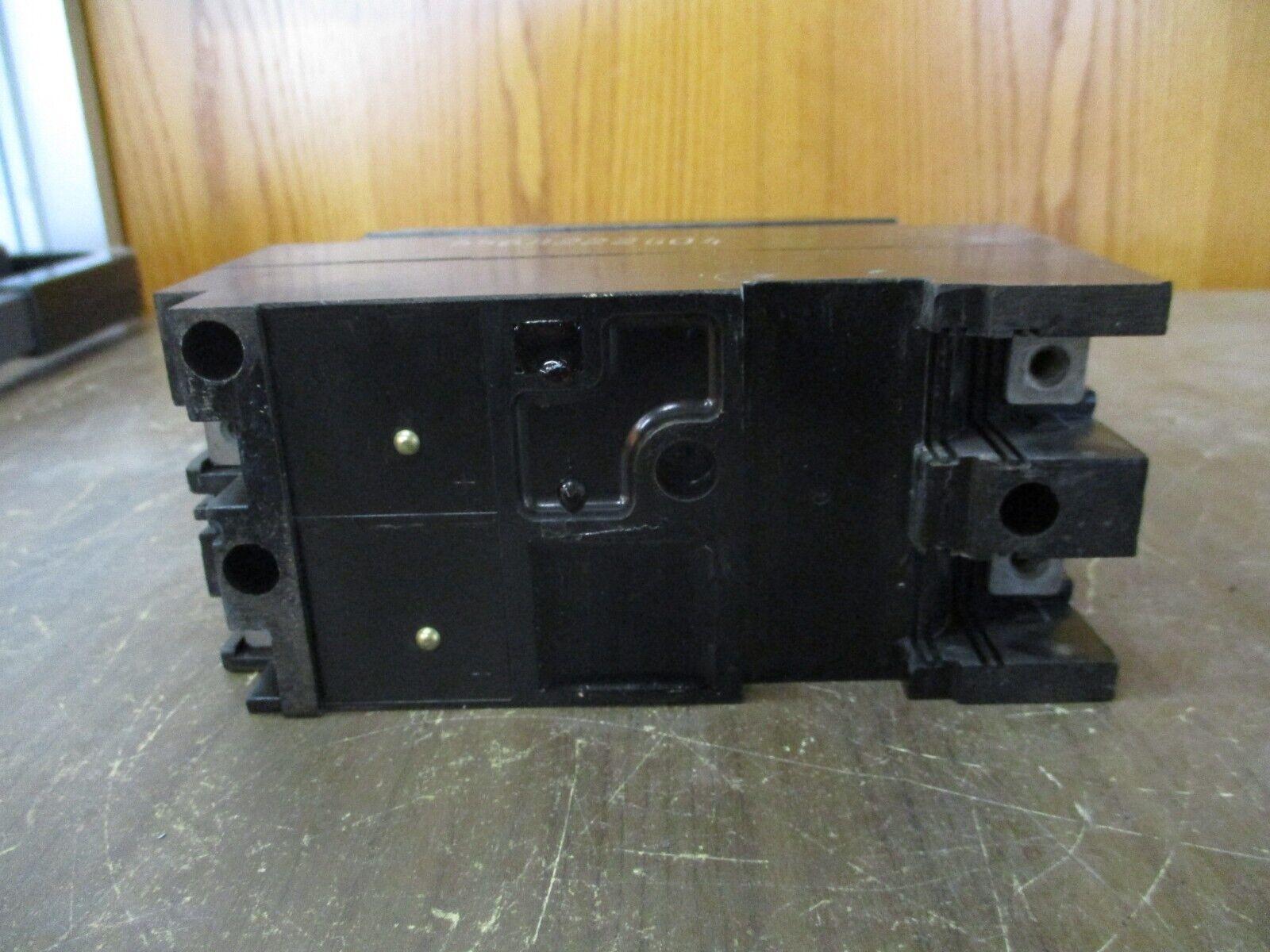 Westinghouse Circuit Breaker EA2030 30A 240V 2P Used