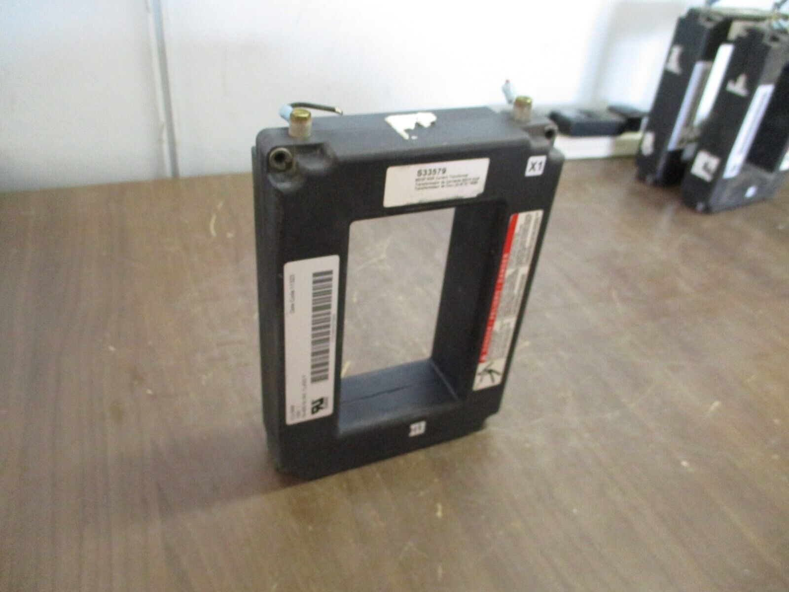 Square D MDGF/SGR Current Transformer S33579 Ratio 1000:1A 50-400Hz Used