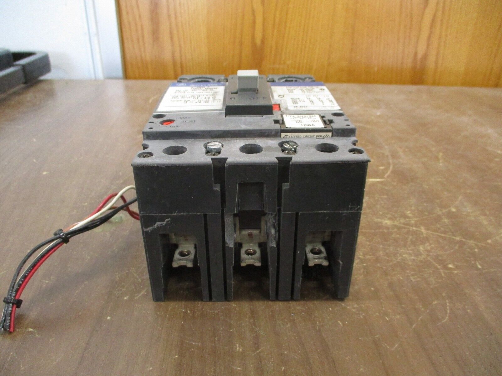 GE SpectraRMS Hi-Break Circuit Breaker SEHA36AT0150 150A 600V 3P Used