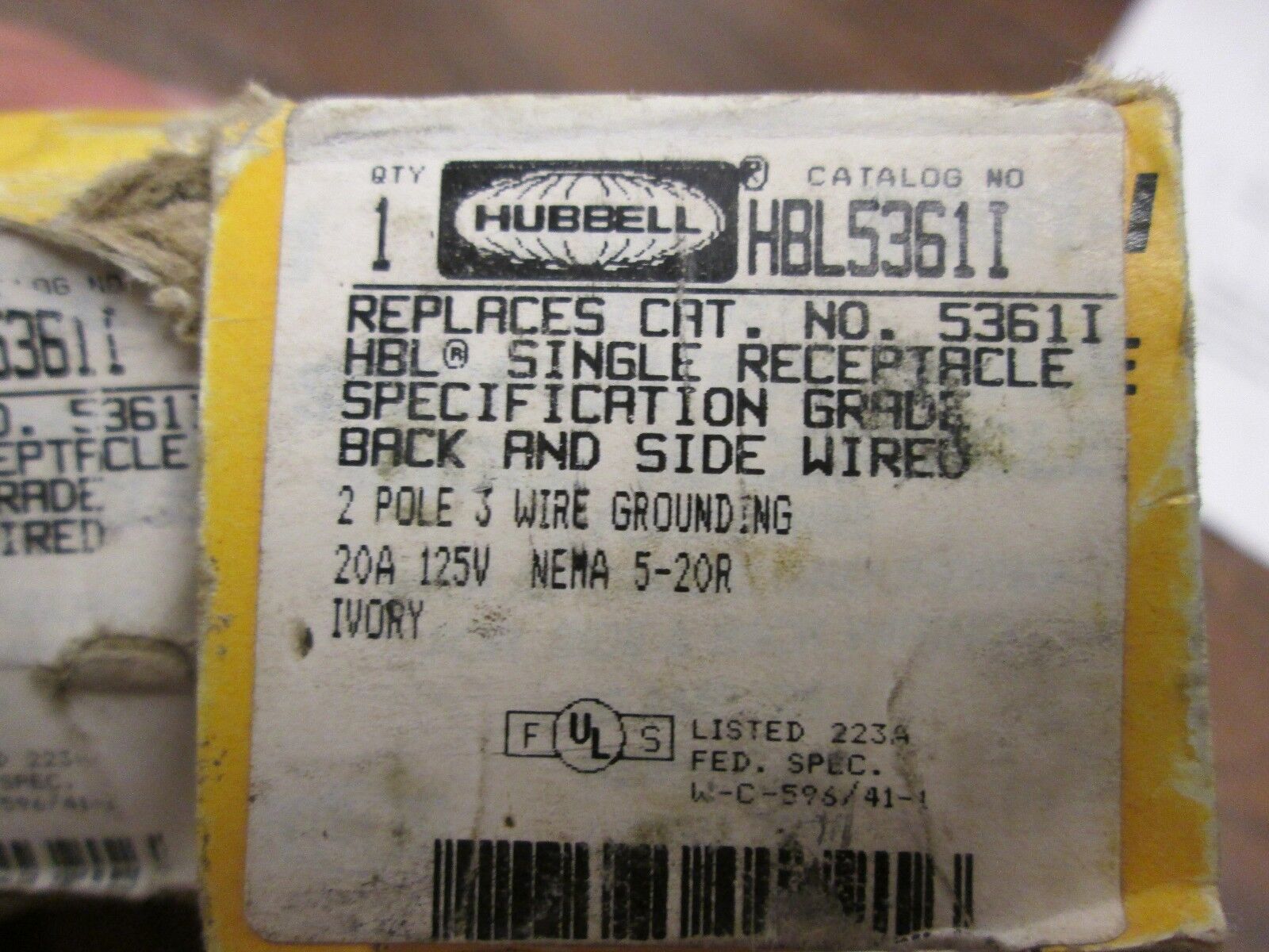 Hubbell Receptacle HBL5361i 20A 125V 2P 3W *Lot of 2* New Surplus