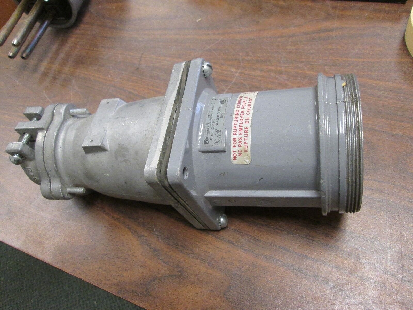 Russellstoll Receptacle JCS1534D 150A 600V 3P 4W Used