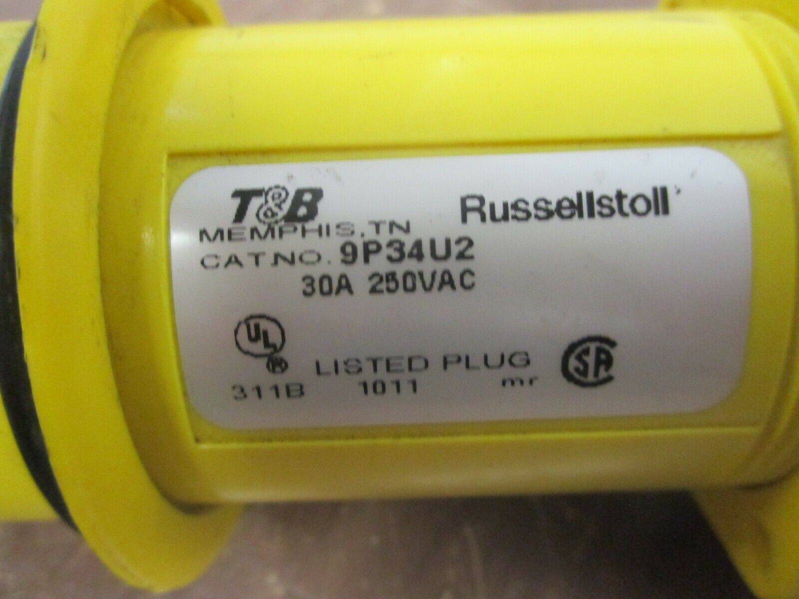 Thomas & Betts Russellstoll Plug 9P34U2 30A 250V **No Bushing** Used