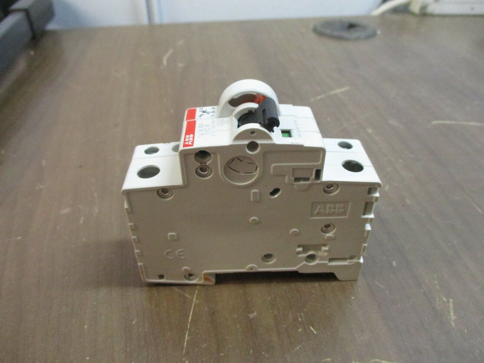 ABB Circuit Breaker w/ Aux Contact S 201 C4 4A 230/400V 1P S2C-H6R Aux Contact