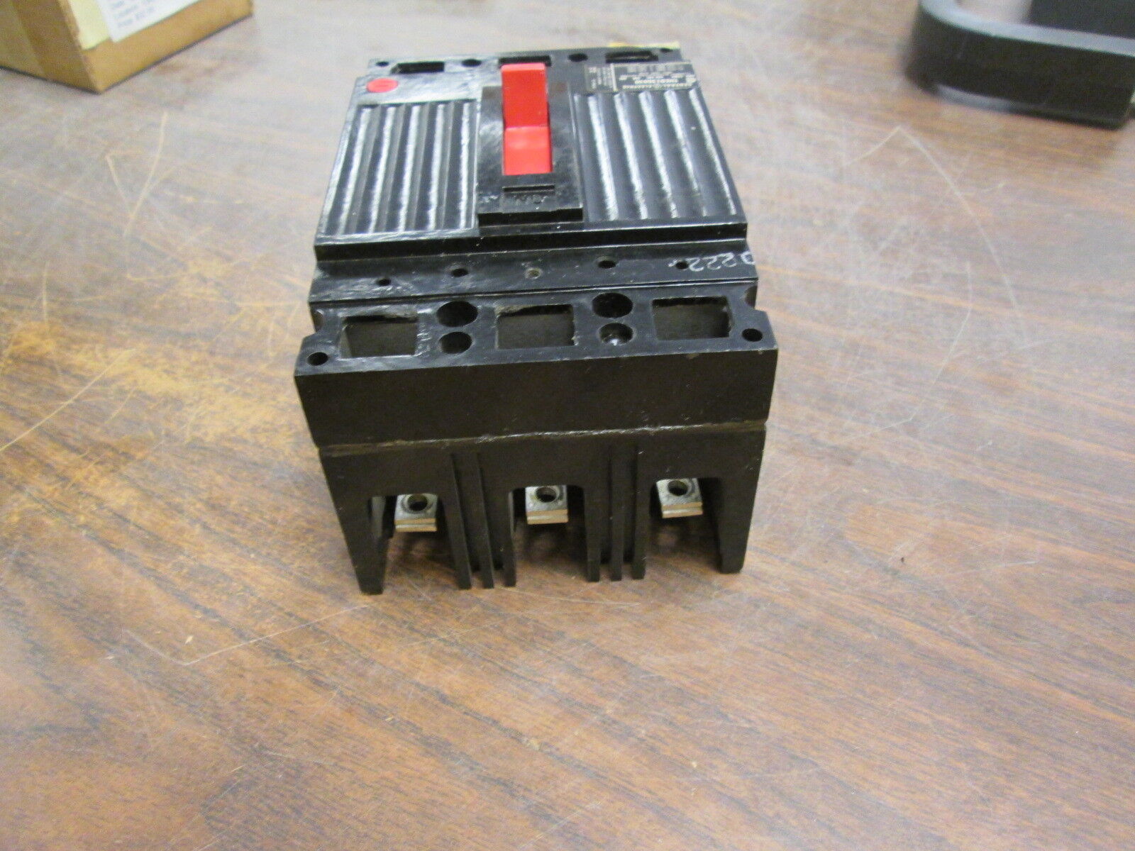 GE Circuit Breaker THED136030 600V 30A 3P Used