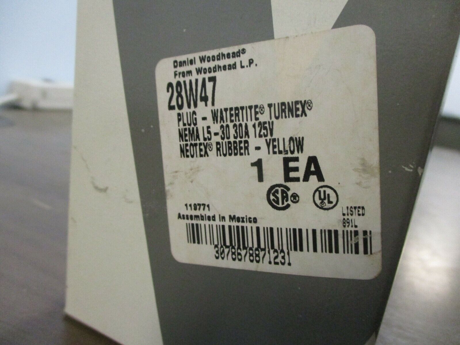 Daniel Woodhead Watertite Turnex Plug 28W47 30A 125V Nema L5-30 New Surplus