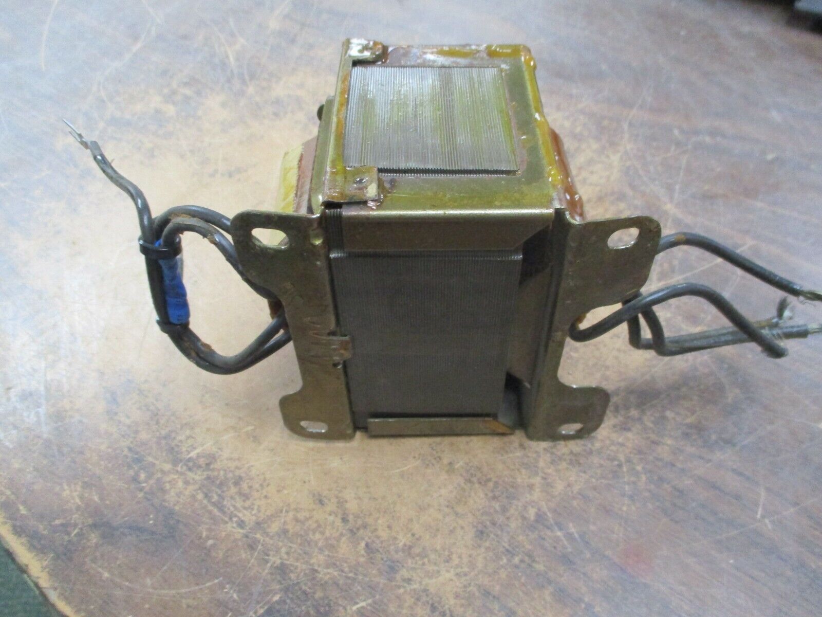 GE Type IP Transformer 9T58B1806 0.200KVA Pri: 240/480V Sec: 120/240V 60Hz 1Ph