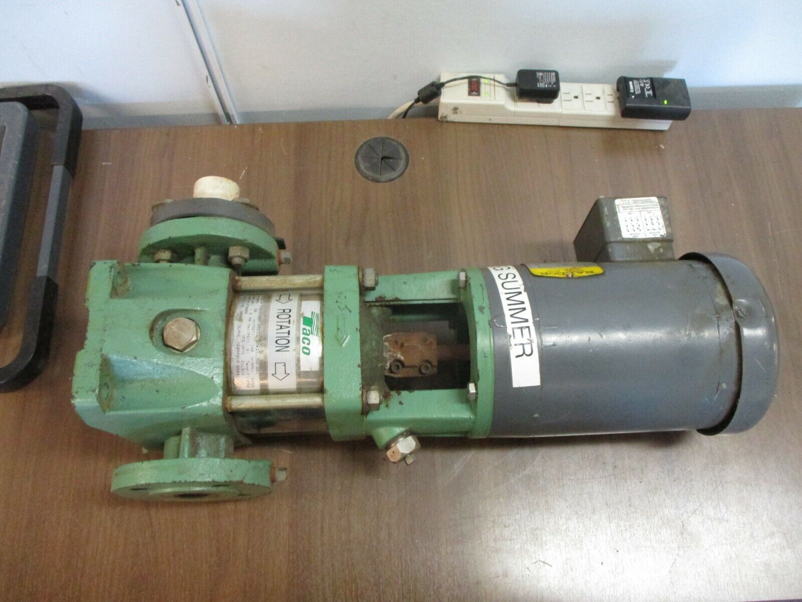 Taco Pump B78809 Model #: VM0204BBA1B9230 1.5HP 3600RPM 26GPM 140FT Head Used