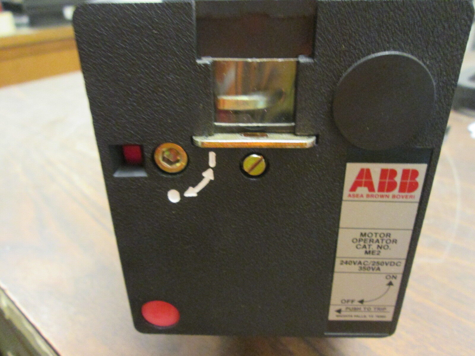 ABB Remote Operated Circuit Breaker ME2 150A 240V Used