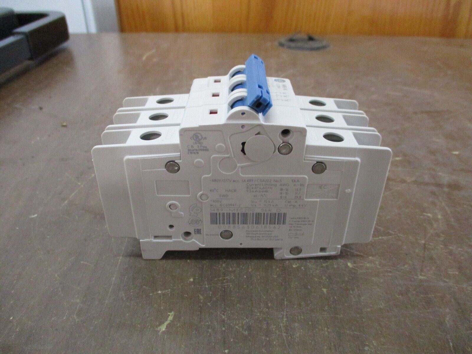 Allen-Bradley Circuit Breaker 1489-M3C200 Ser. D 20A 3P New Surplus