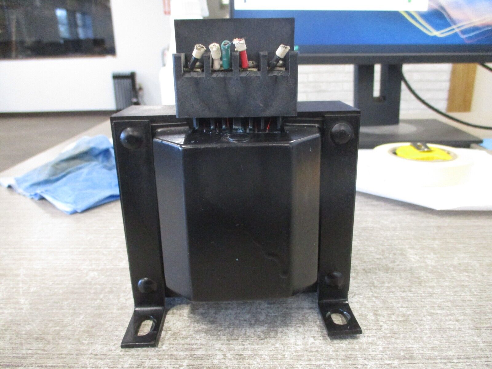 Hevi-Duty Control Transformer E3803PBX 0.380KVA Pri:240/480V Sec:120V 50/60Hz