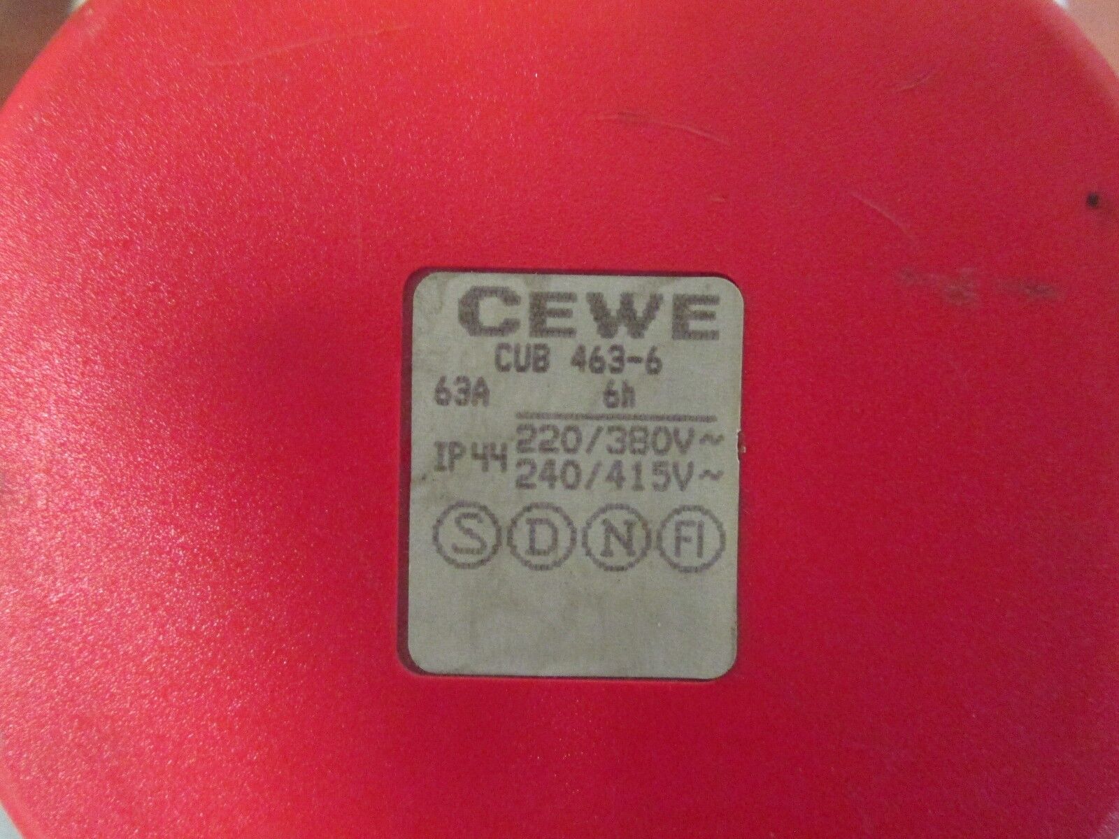 CEWE Receptacle w/Disconnect CUB 463-6 63A 220/380V 240/415V Used