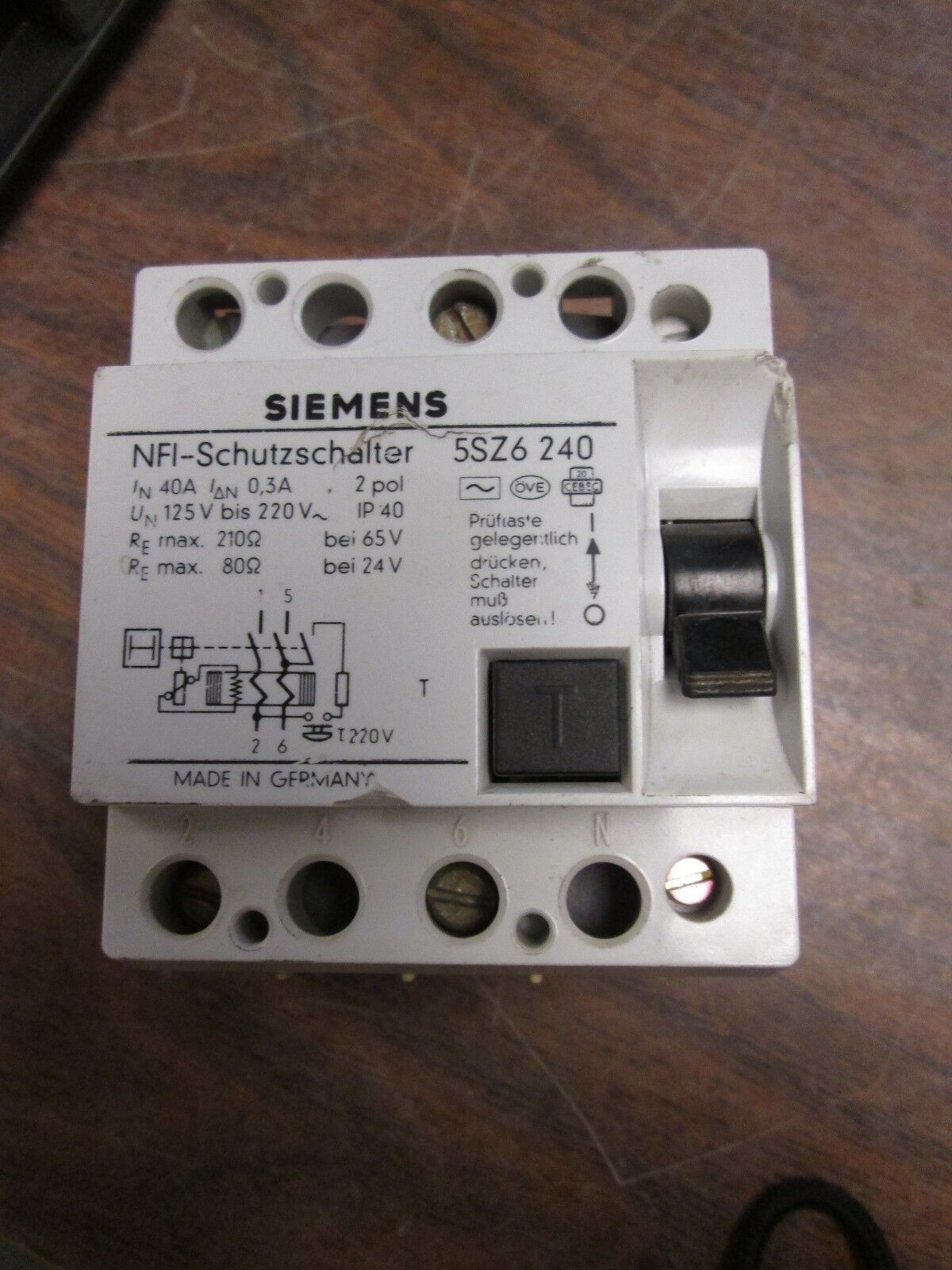 Siemens Interrupter Differential 5SZ6 240 NFI-Schutzschalter 2 pol 40A Used