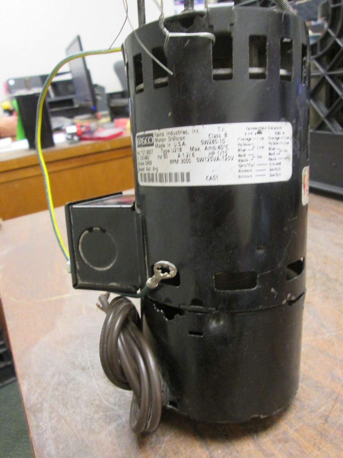 Fasco U21B Motor 7121-9007 1/15HP 3000RPM 230/460V 1.2/0.6A 60Hz Used