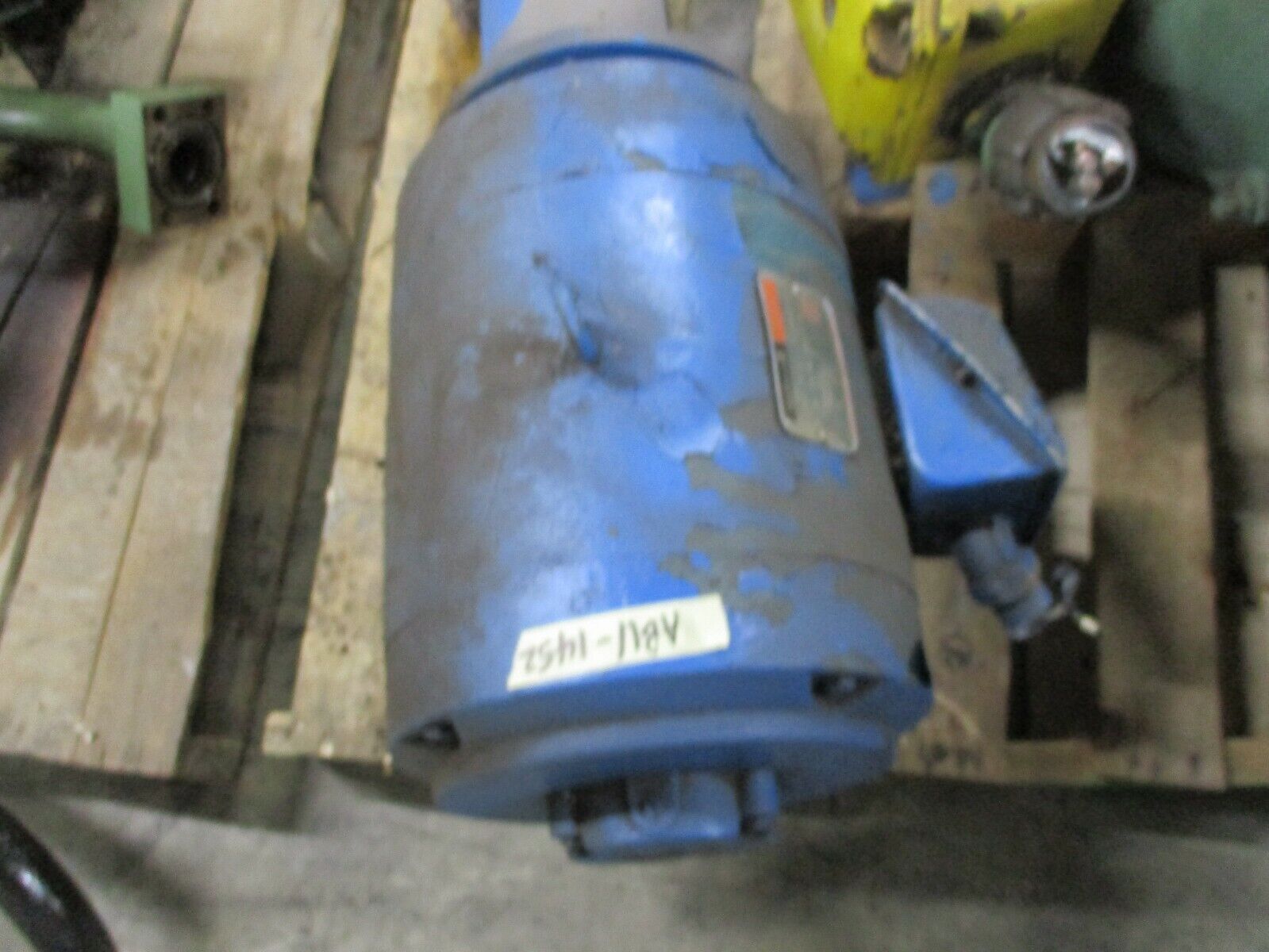 Vickers Vane Pump w/ Motor 25V 14A 10 10HP 1200RPM 230/460V 28/14A Used