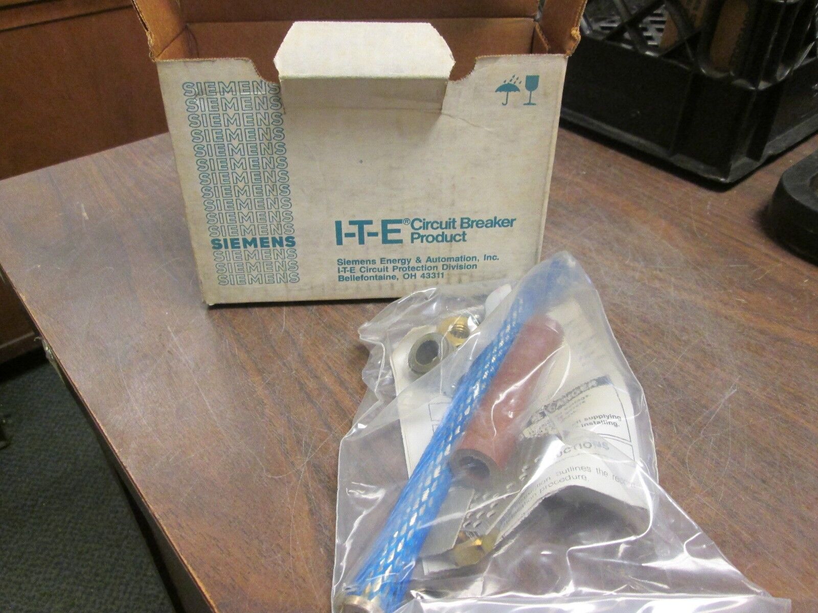 ITE/Siemens Rear Connecting Studs RS4755(Long) 250A For Use w/ Frame New Surplus