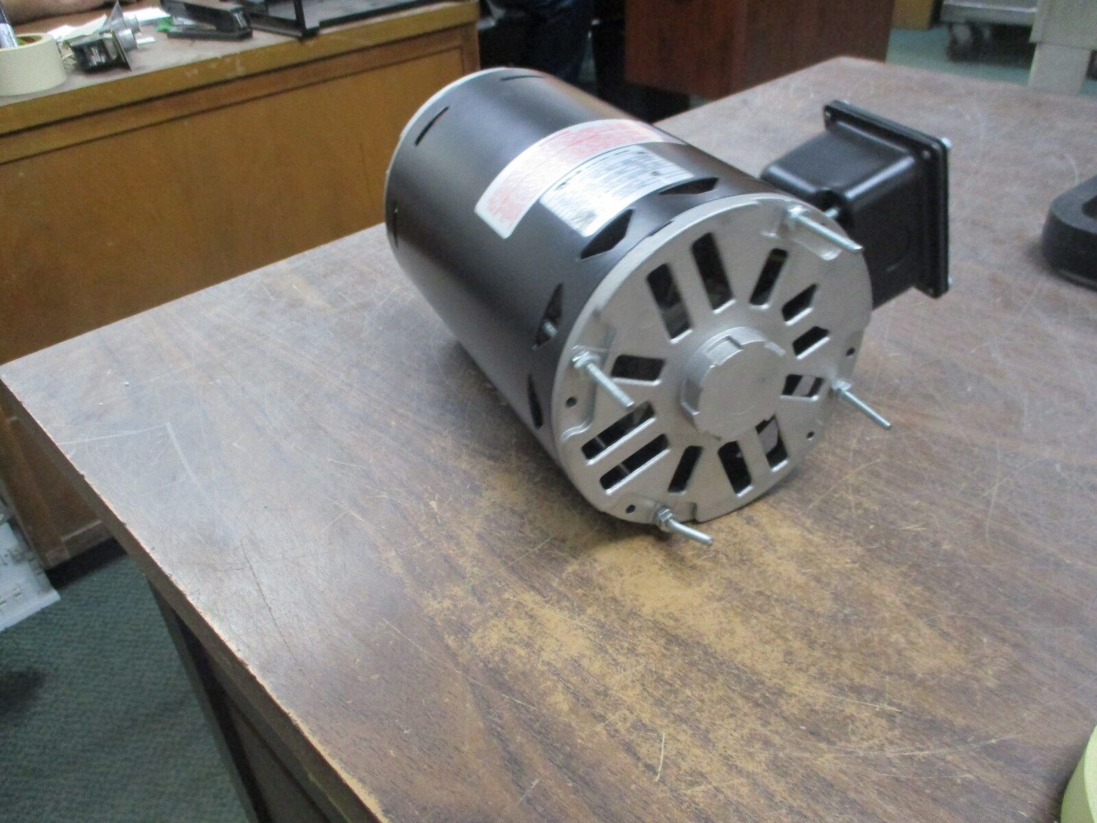 A.O. Smith AC Motor F48SU6V7 .8HP 1100RPM 200-230/460V 4.6/2.3A 1Ph Used