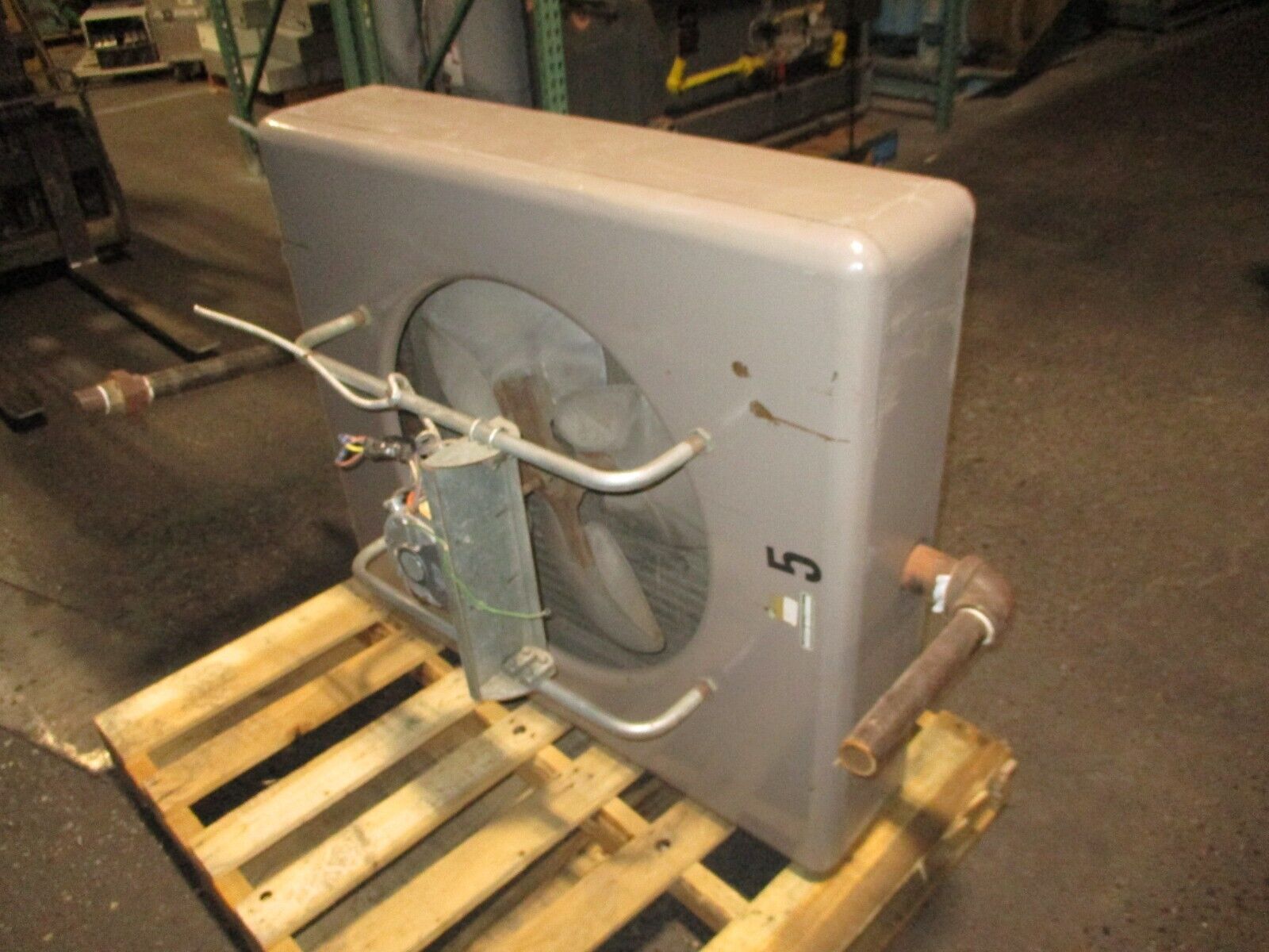 Daikin Steam Heater UHH-086A-B 86,000 BTU Used