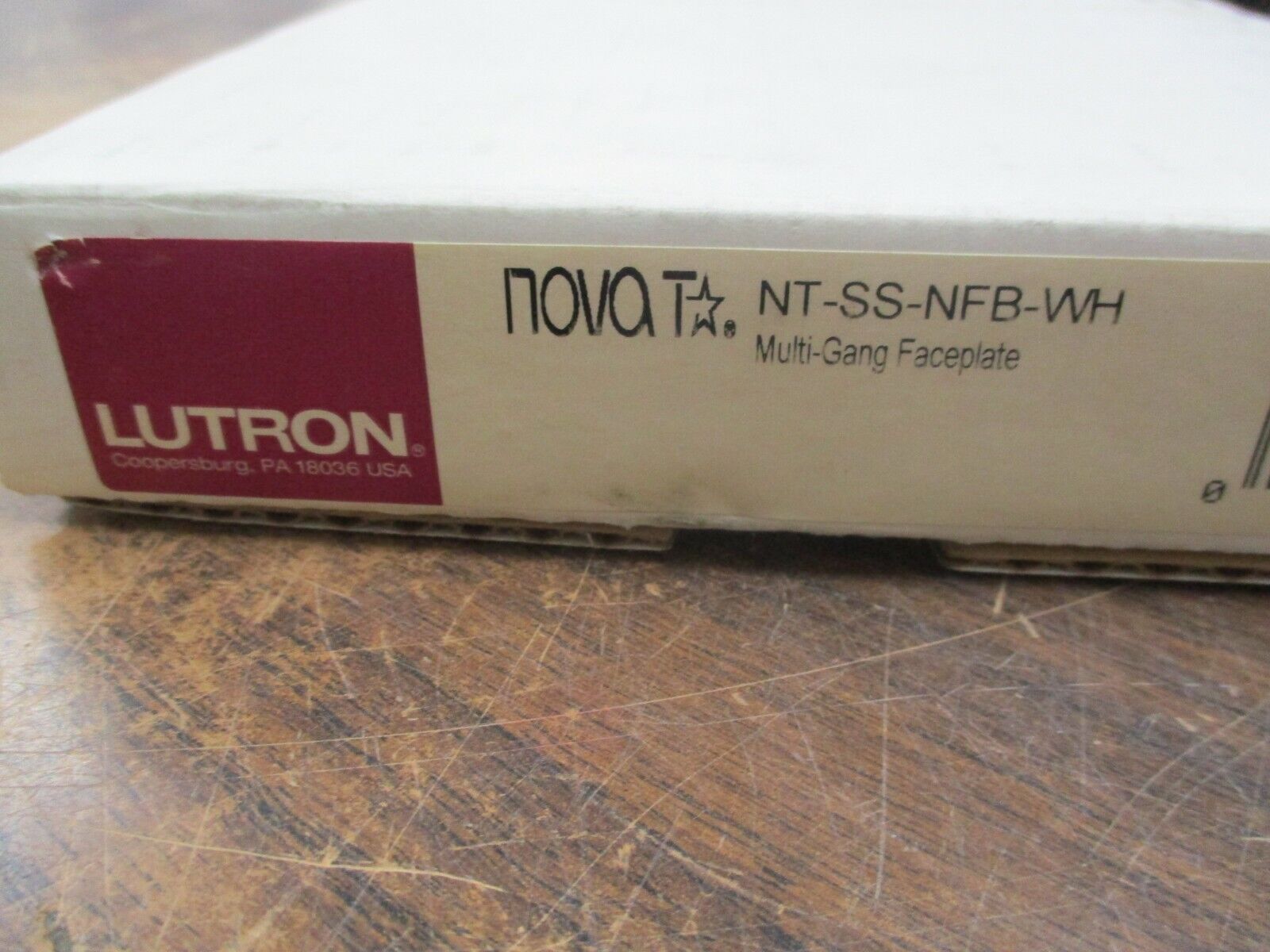 Lutron Nova T Multi-Gang Faceplate NT-SS-NFB-WH White New Surplus