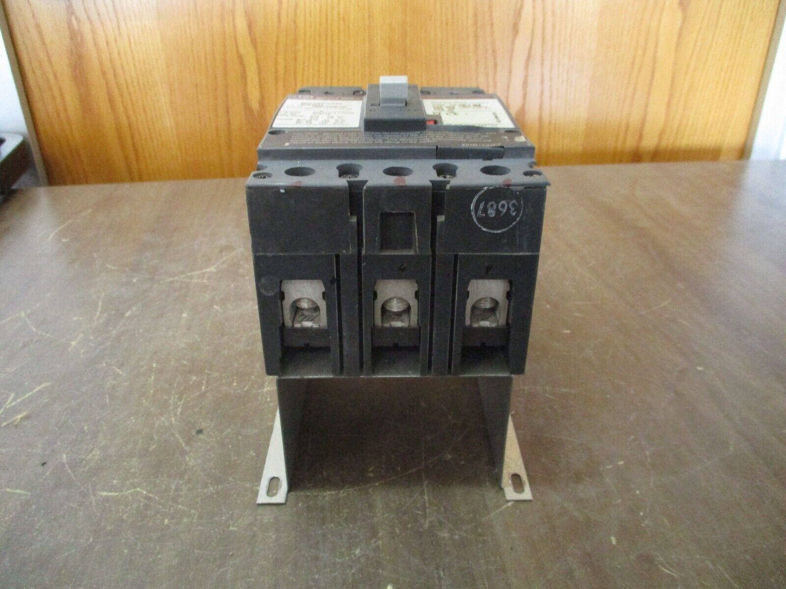 GE Spectra RMS Circuit Breaker SEDA36AN0100 100A 600V 3P w/ Mounting Bracket