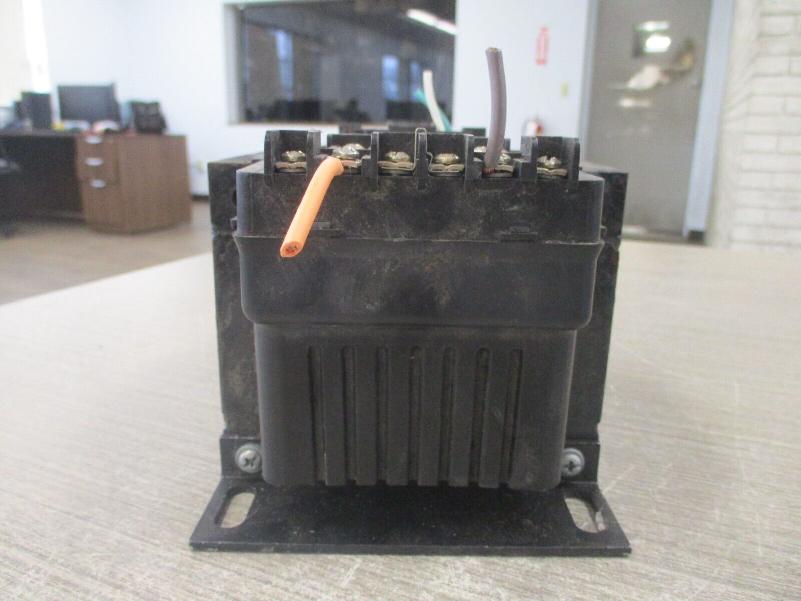 Hammond Control Transformer PH1500M0MJ 1500VA Pri : 240/480V Sec: 120/240V Used