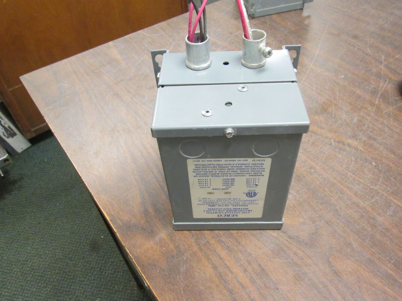 Sebco Low Voltage Lighting Transformer 1107 Pri:120V 50/60Hz Sec:12V 100W Used