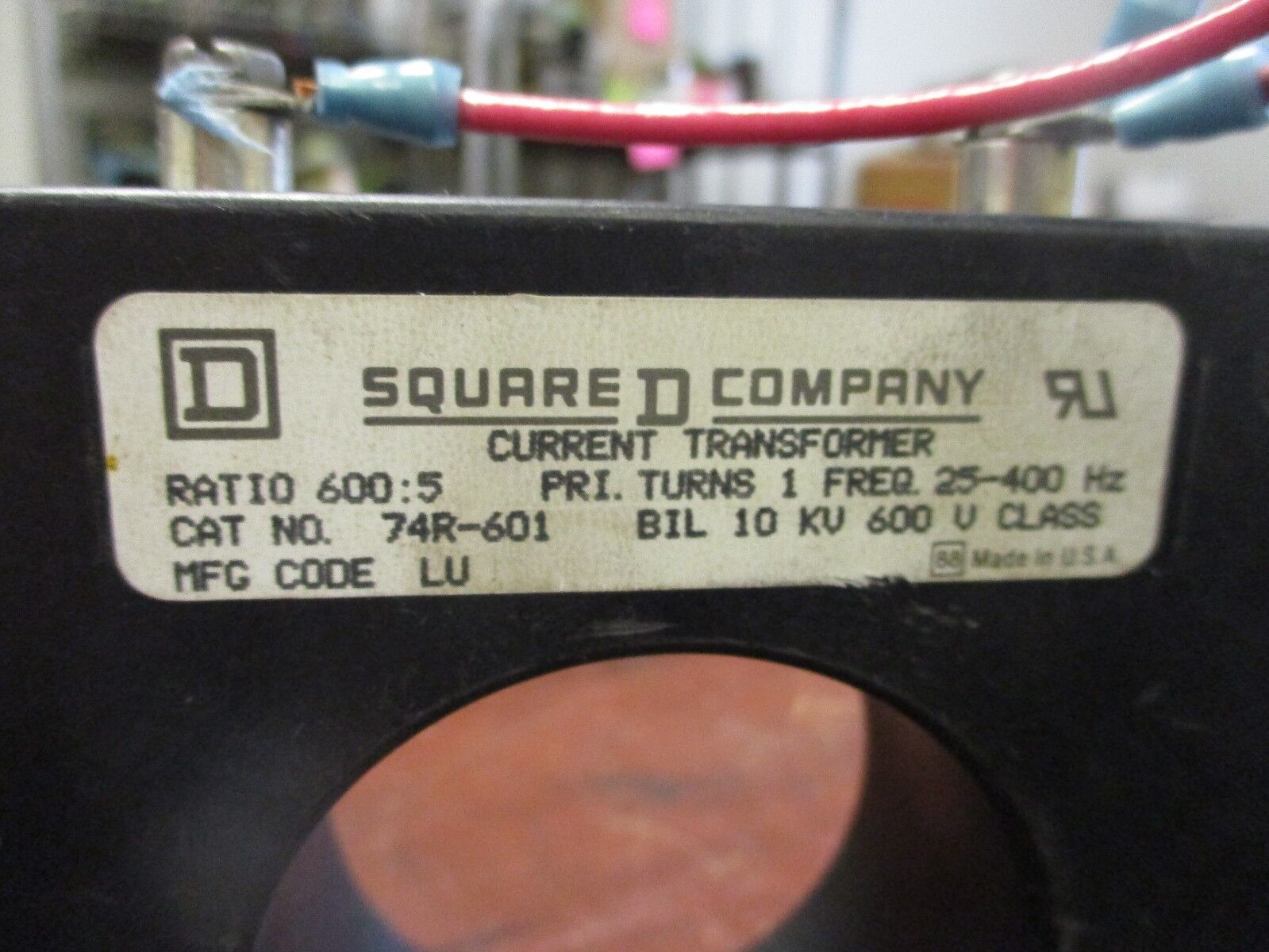 Square D Current Transformer 74R-601 Ratio 600:5A 600V 25-400Hz 10KV BIL Used