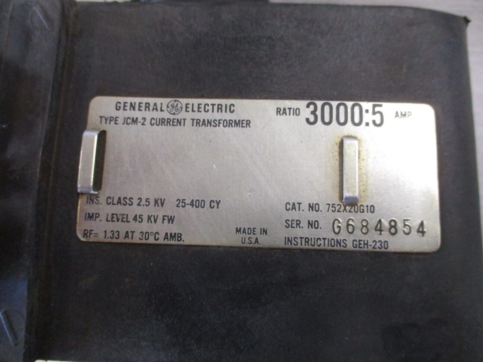 GE Type JCM-2 Current Transformer 752X20G10 Ratio 3000:5A 2.5kV 25-400Hz Used