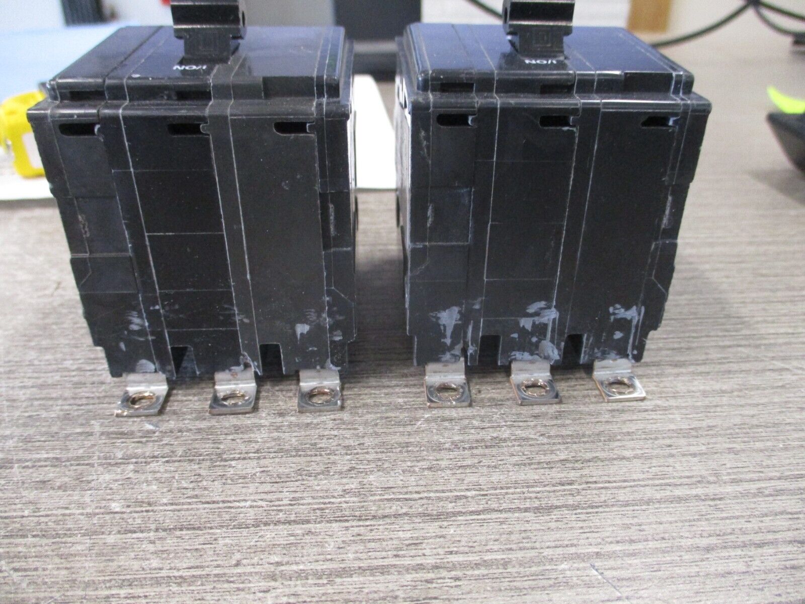 Square D Bolt-On Circuit Breaker QOB330 30A 240V 3P *Lot of 2* *No Screws* Used