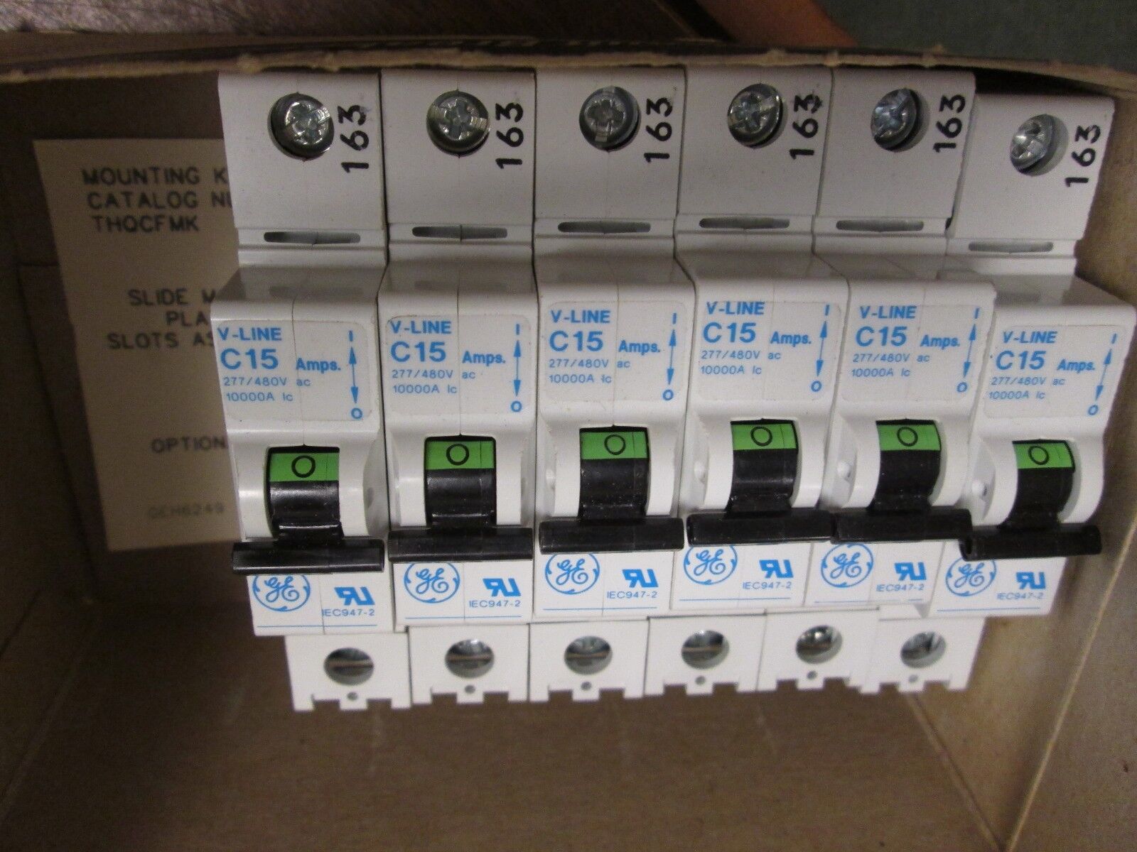 GE Circuit Breaker THQ1115WL 15A 120/240VAC 1P Lot of 6 New Surplus