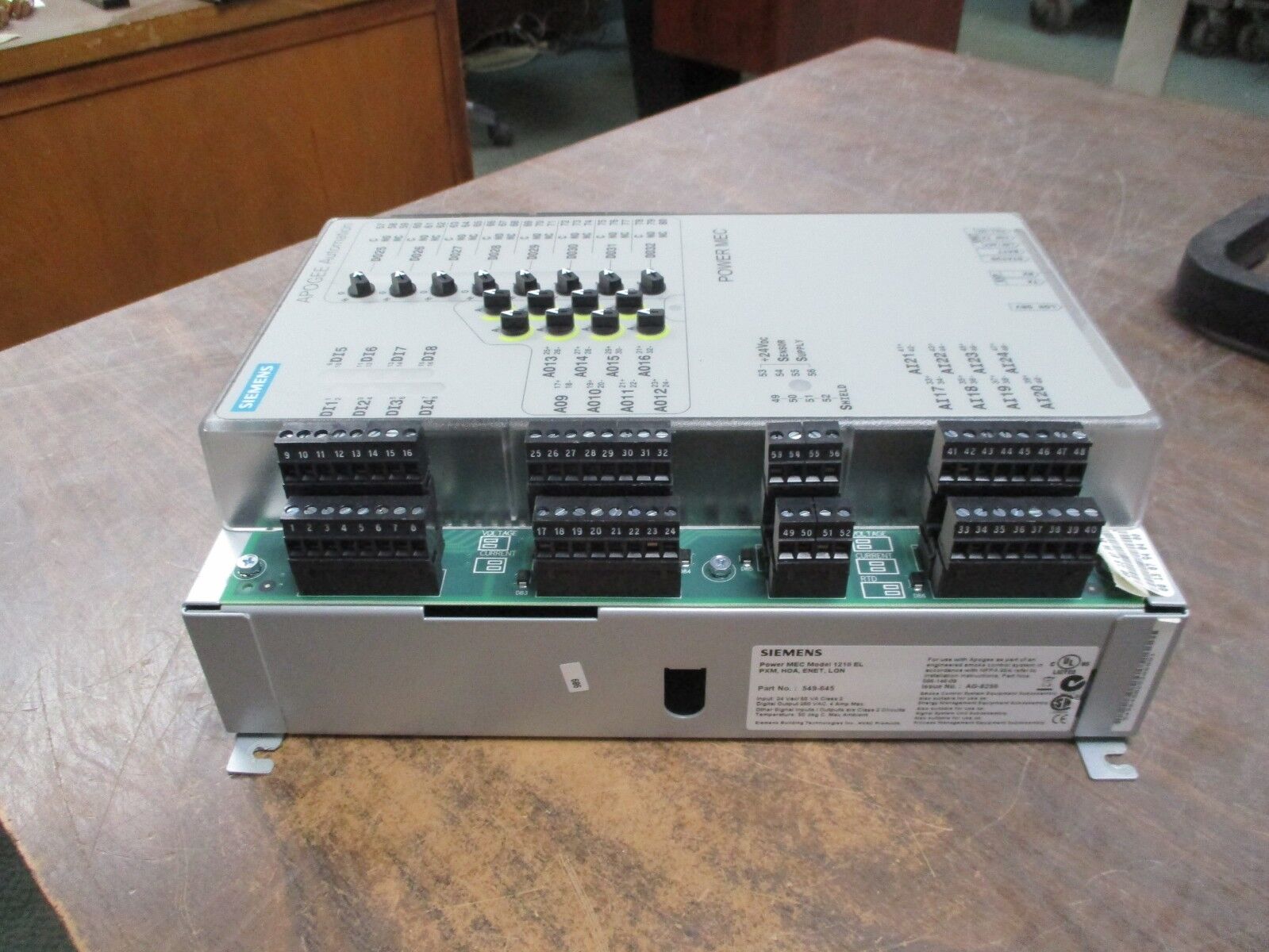 Siemens APOGEE Automation Model 1210 EL Power MEC 549-645 PXM,HOA,ENET,LON, Used