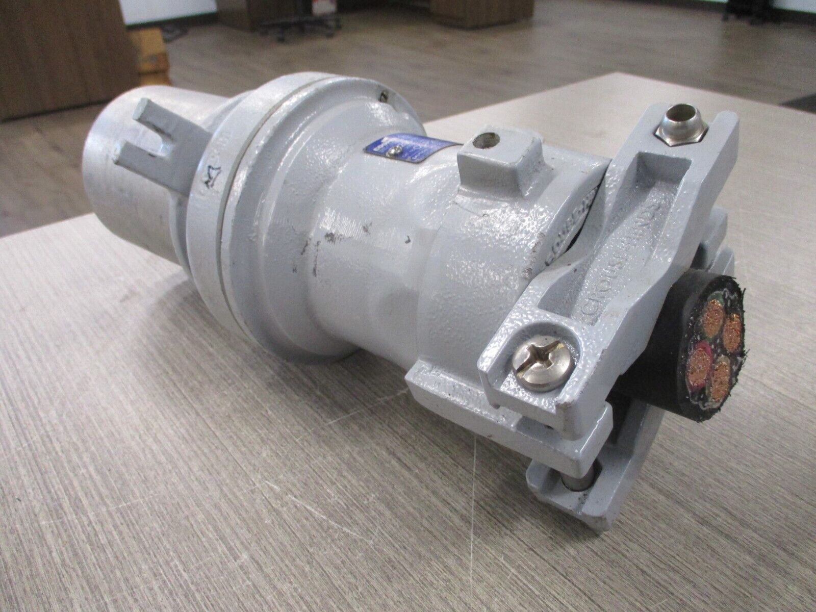 Cooper Crouse-Hinds Power-Mate Plug CCP20034E 200A 600V 3W 4P Used